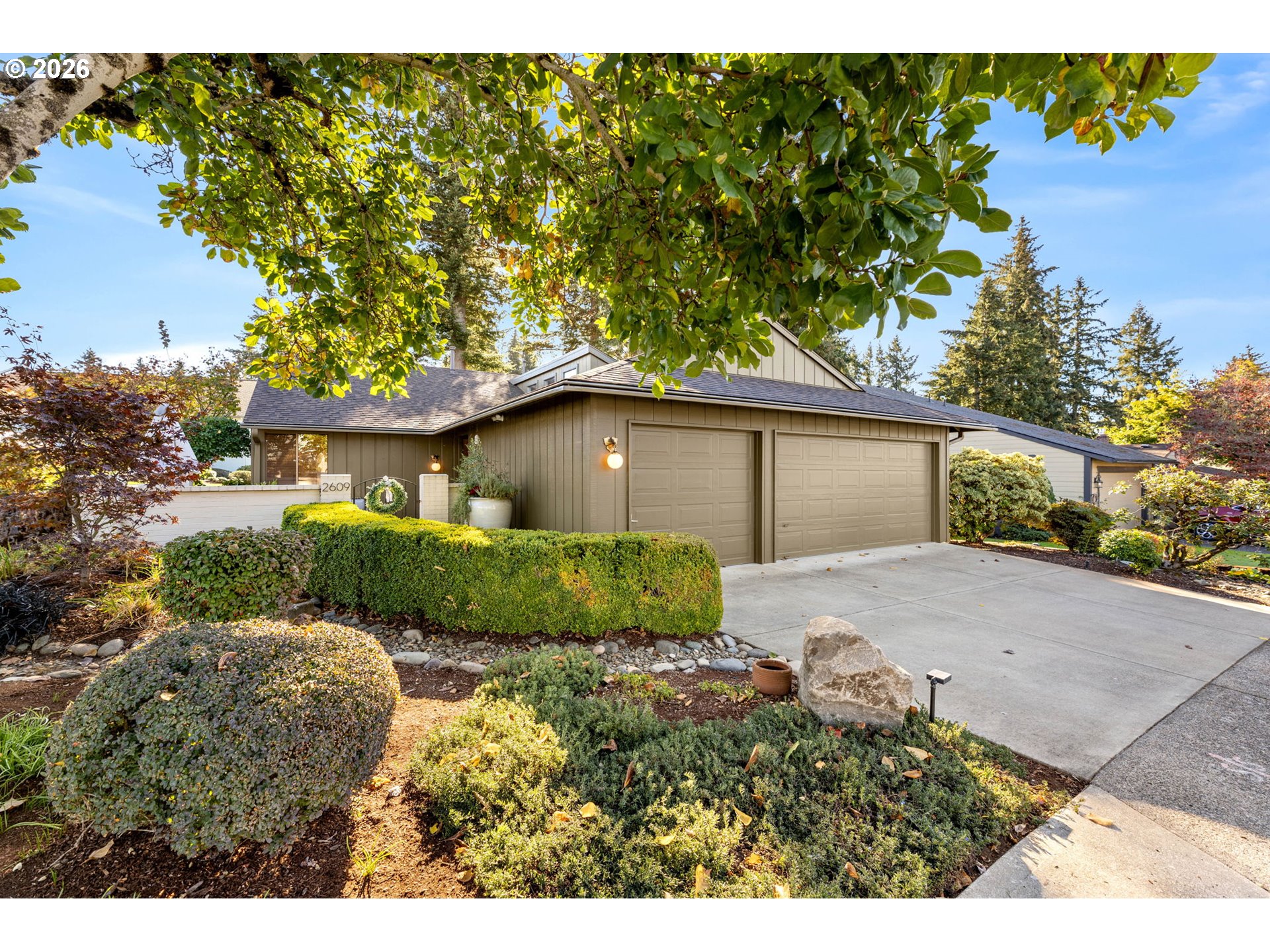 2609 Se Balboa Dr Property Photo 1