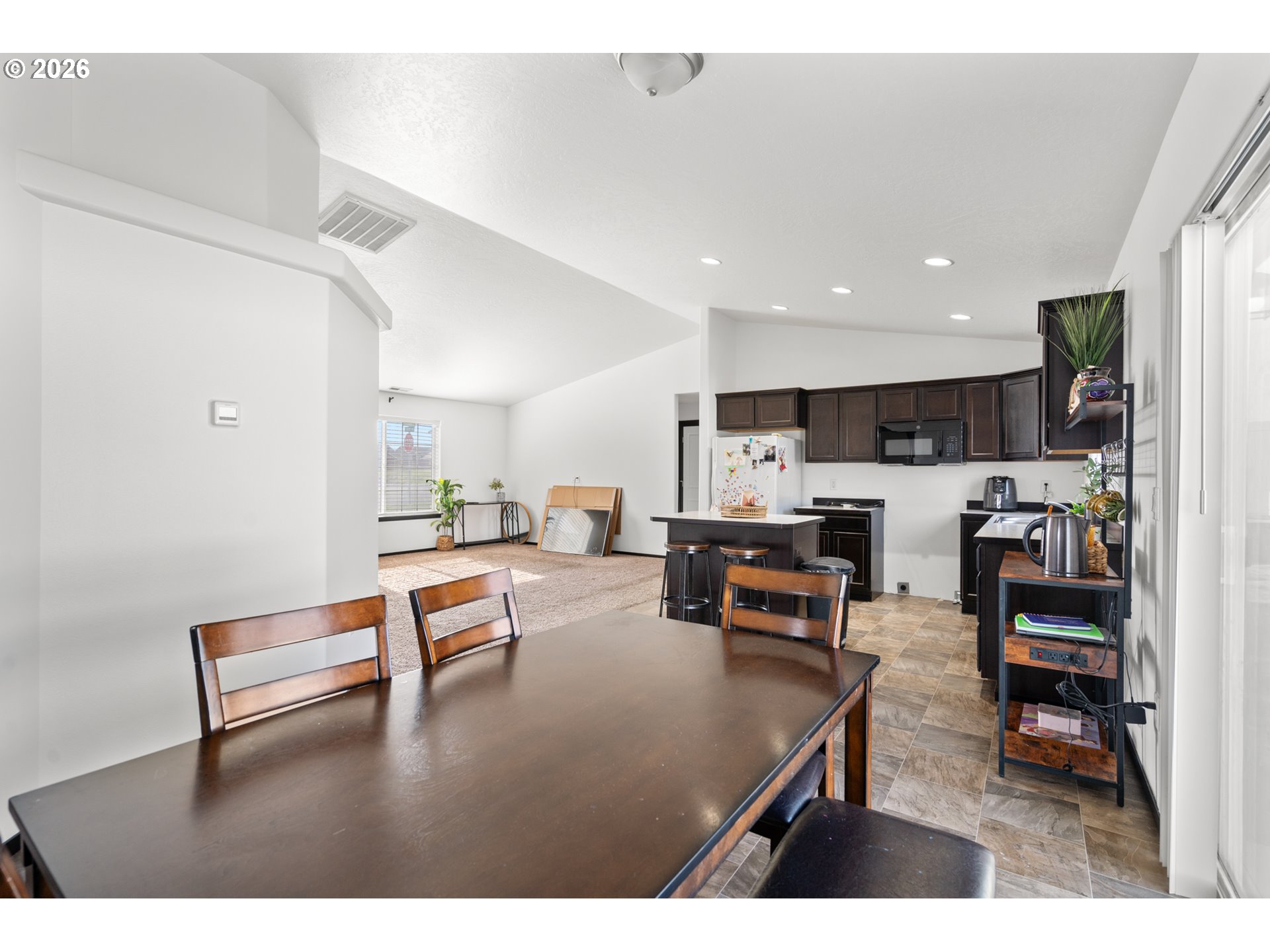 2734 Curlew St Property Photo 11