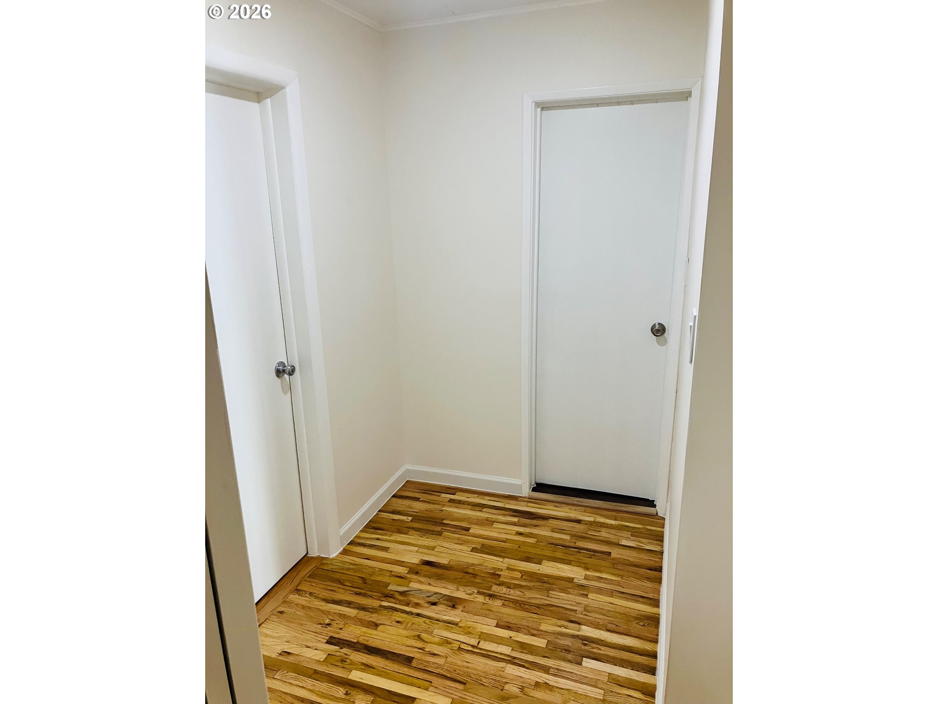 152 W C St Property Photo 15