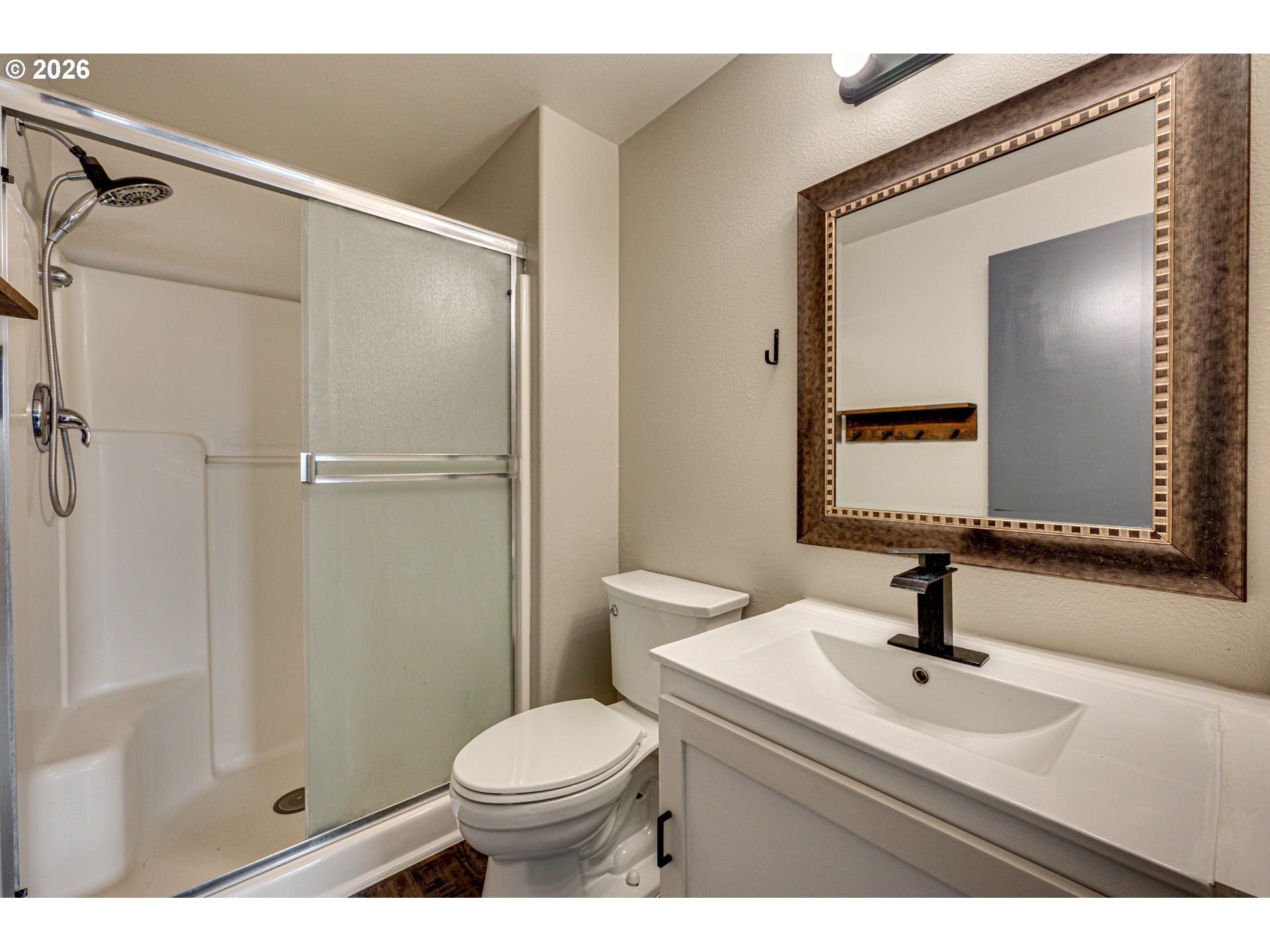 320 Nw 25th Pl Property Photo 12