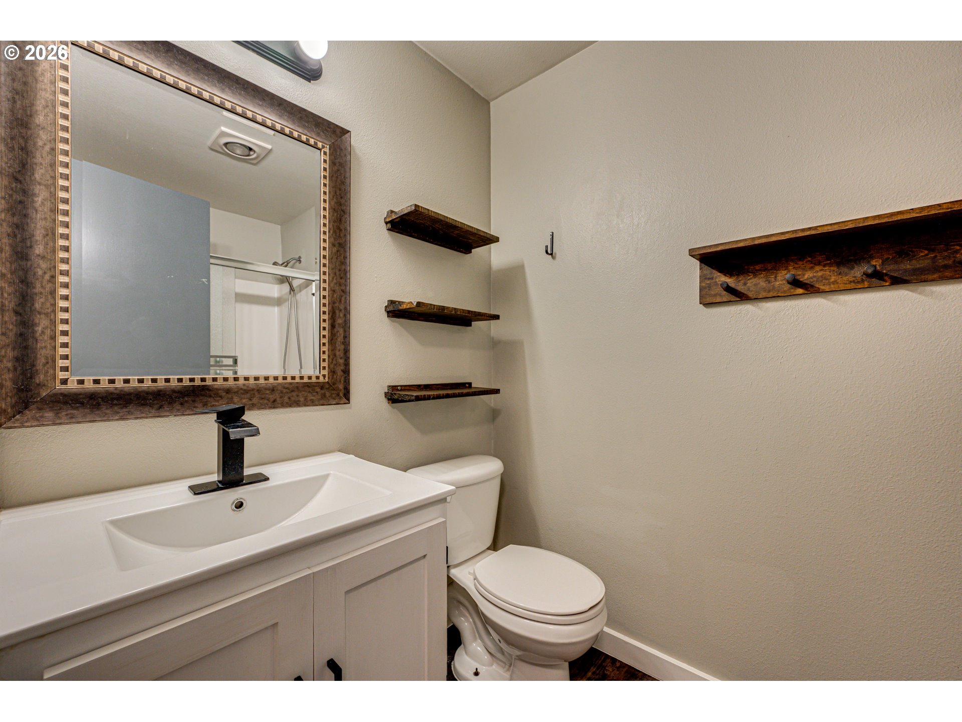 320 Nw 25th Pl Property Photo 14