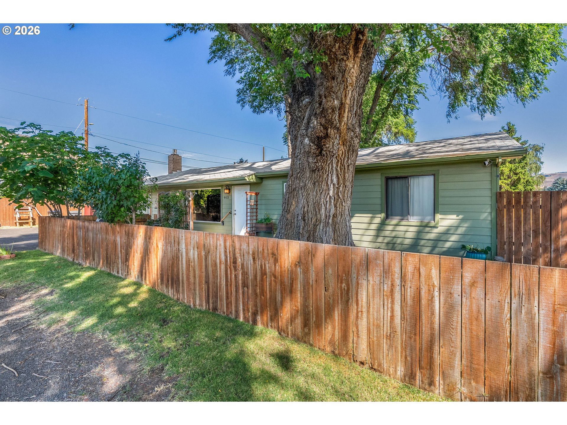903 Hostetler Way Property Photo 25