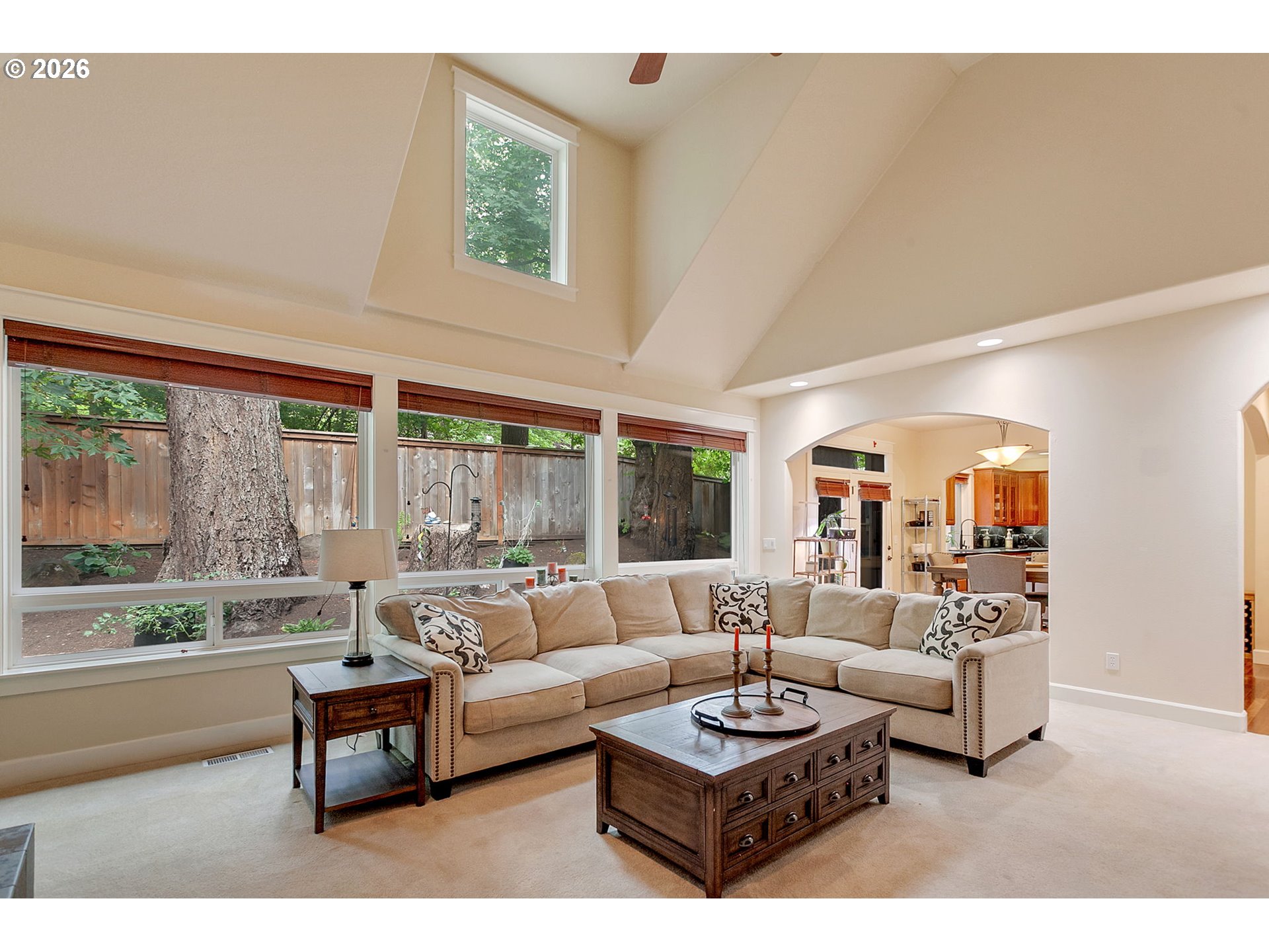 2613 Beacon Hill Dr Property Photo 17