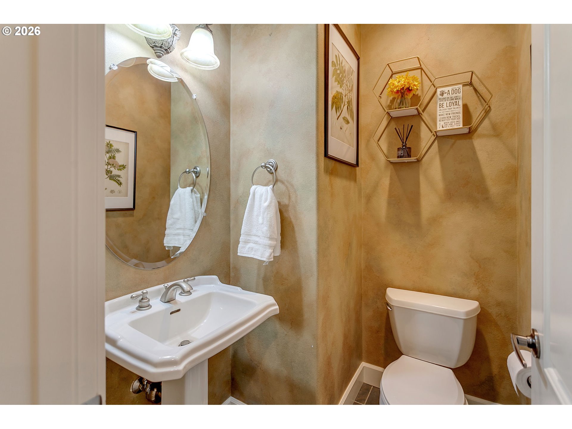 2613 Beacon Hill Dr Property Photo 26