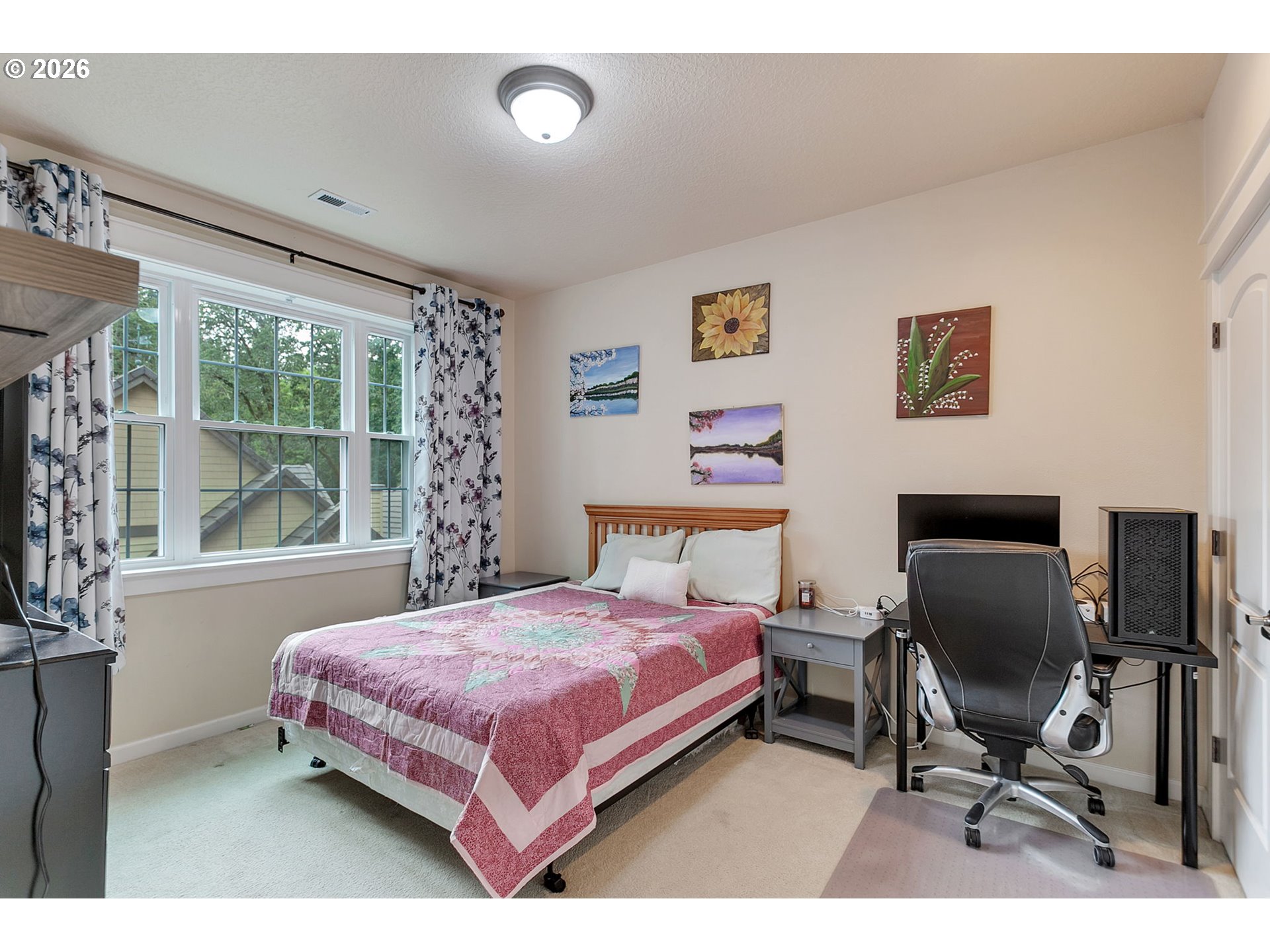 2613 Beacon Hill Dr Property Photo 37