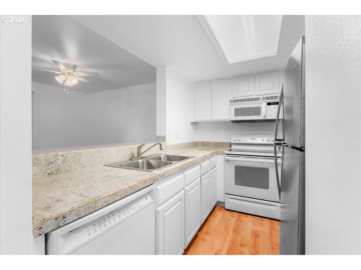 10160 Se Talbert St Property Photo 17