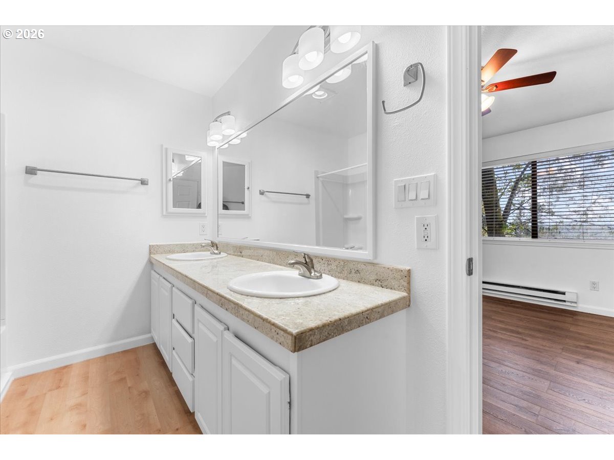 10160 Se Talbert St Property Photo 18