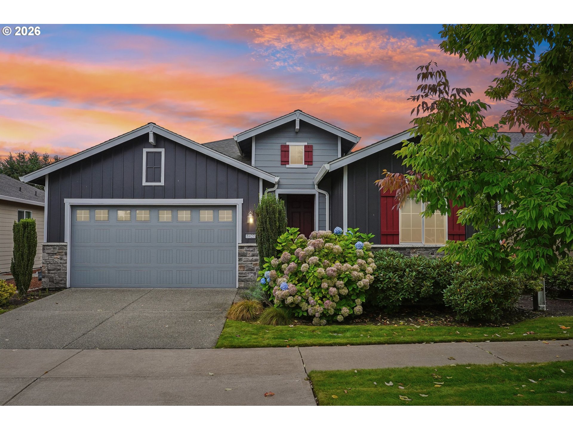 8427 NE Orcas LOOP Property Photo 1