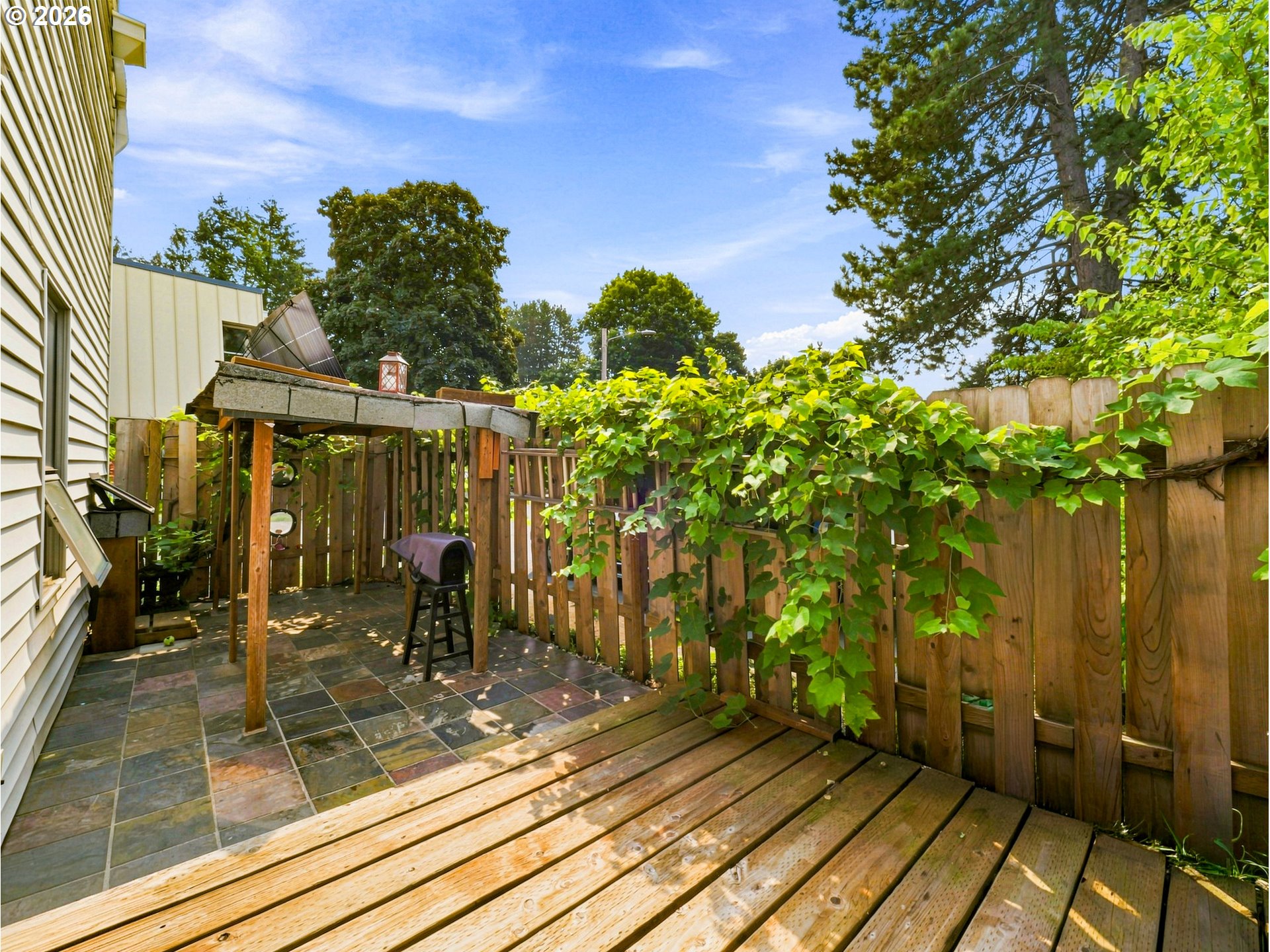 726 Se Rene Ave Property Photo 16