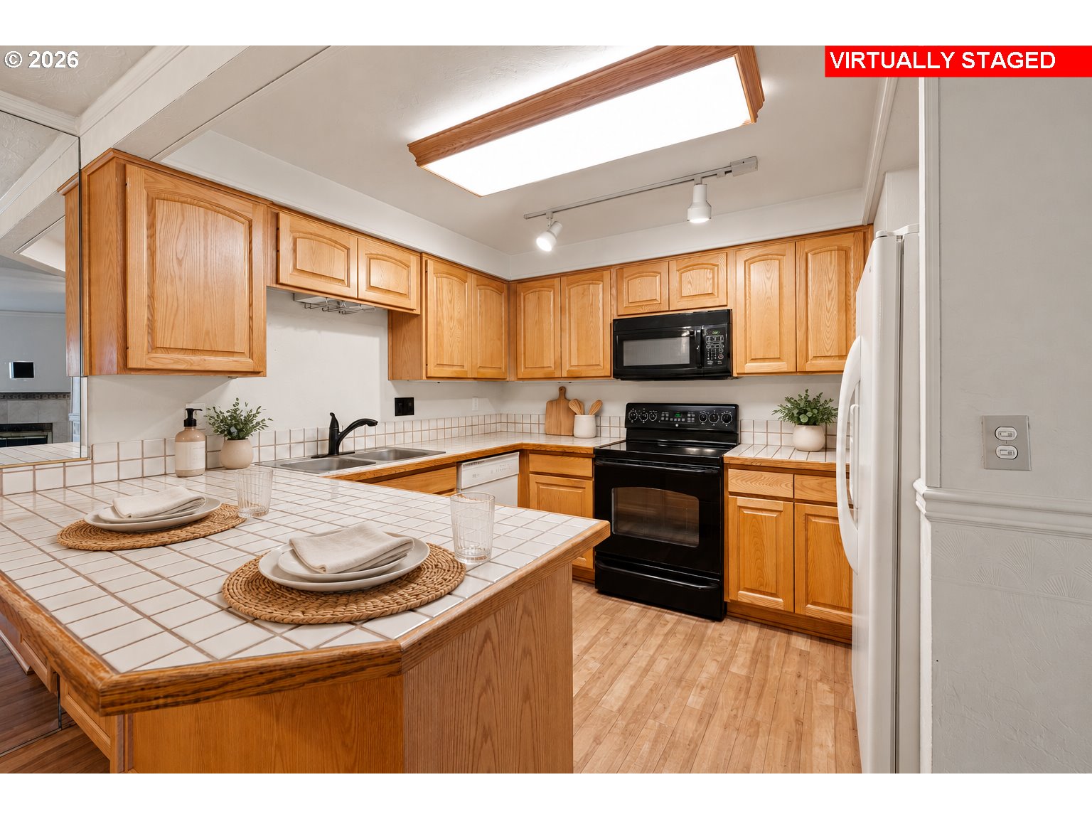 650 Harlow Rd 144 Property Photo 10