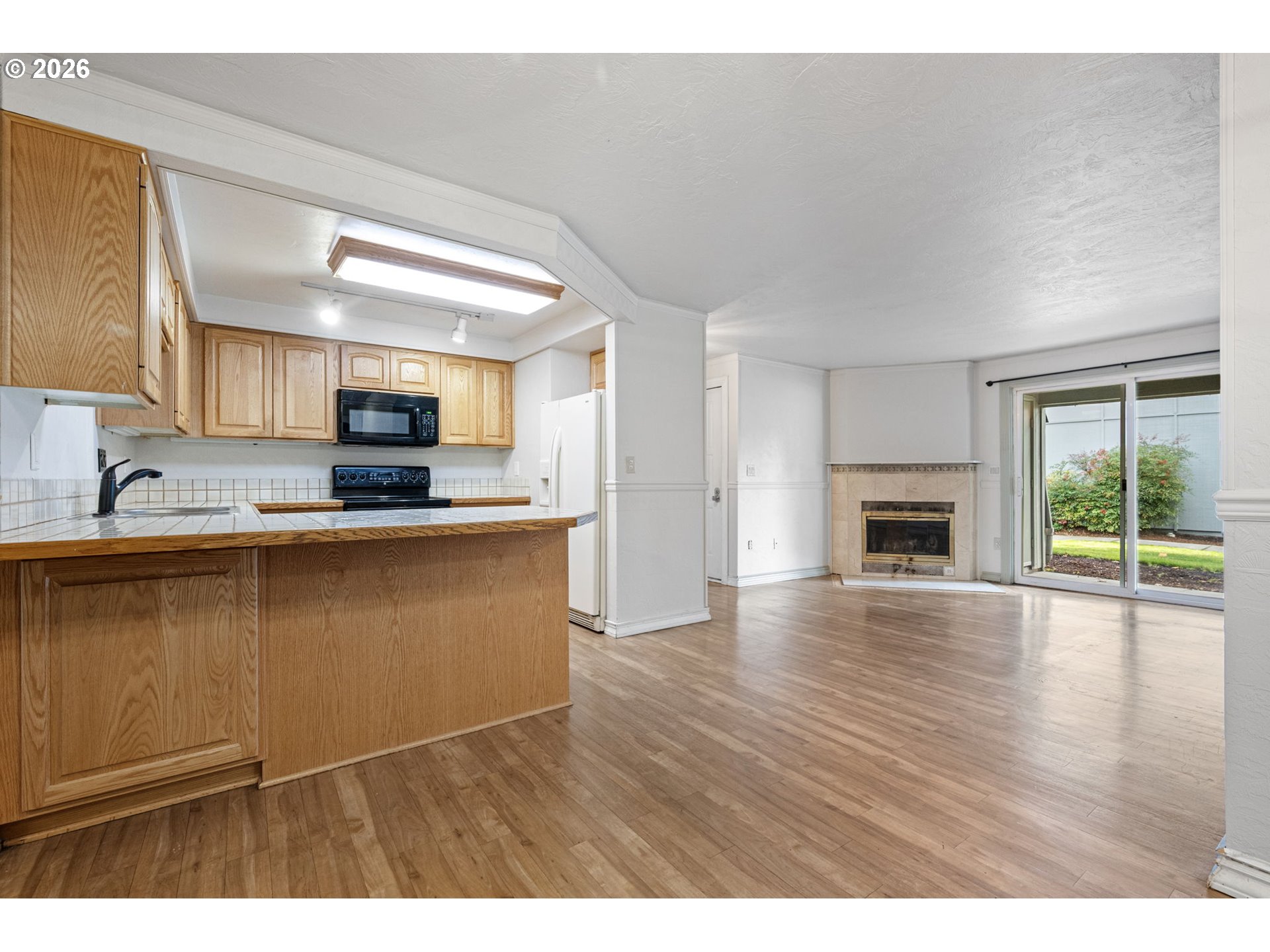 650 Harlow Rd 144 Property Photo 12