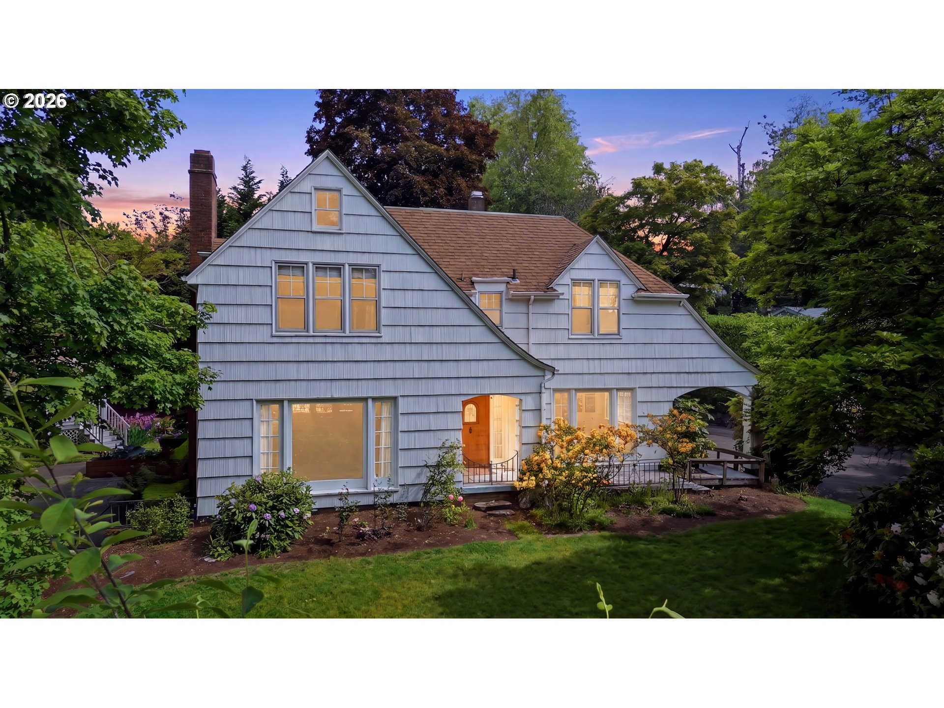 3921 Se Lake Rd Property Photo 1
