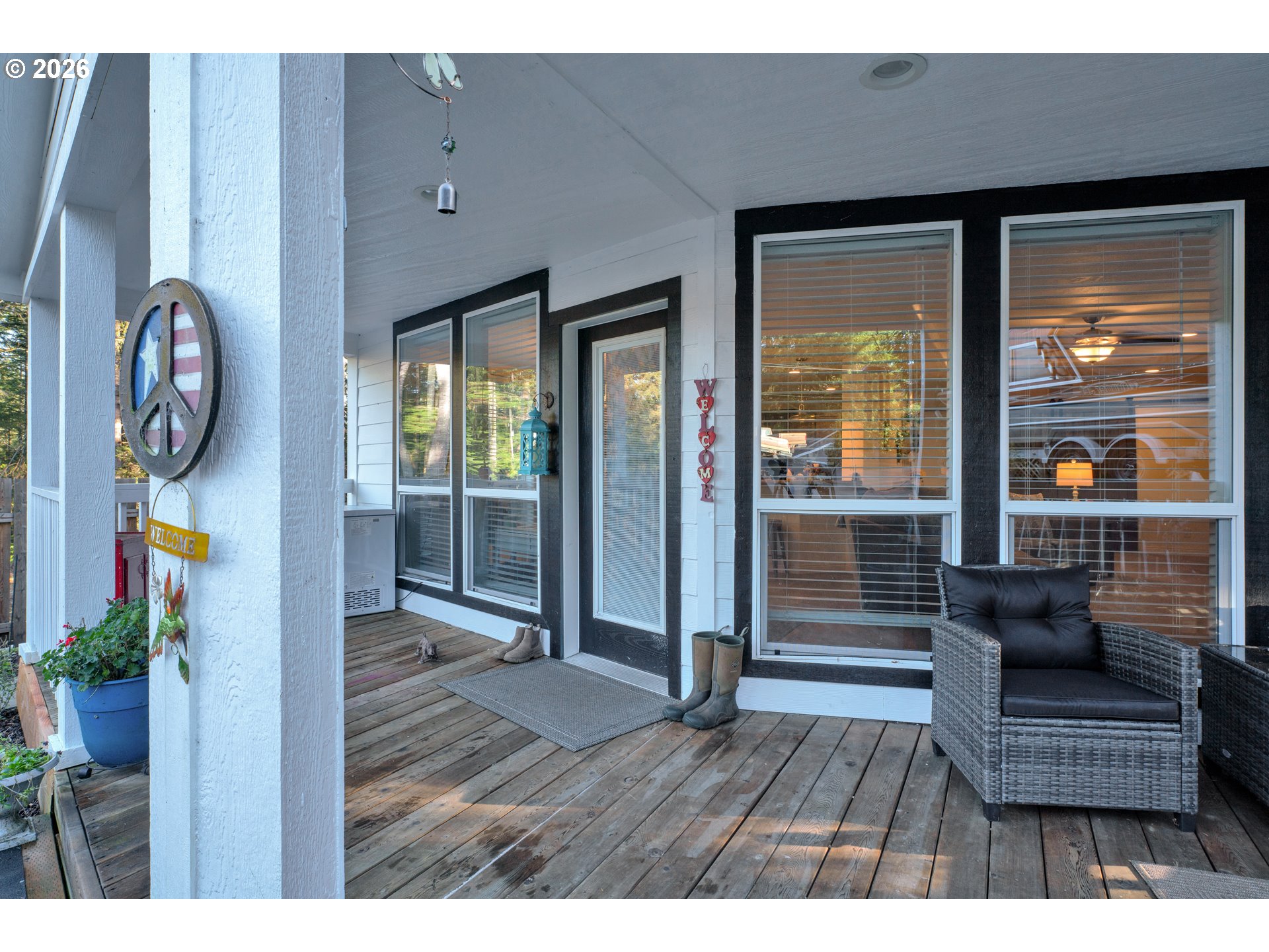 89555 Shore Crest Dr Property Photo 3