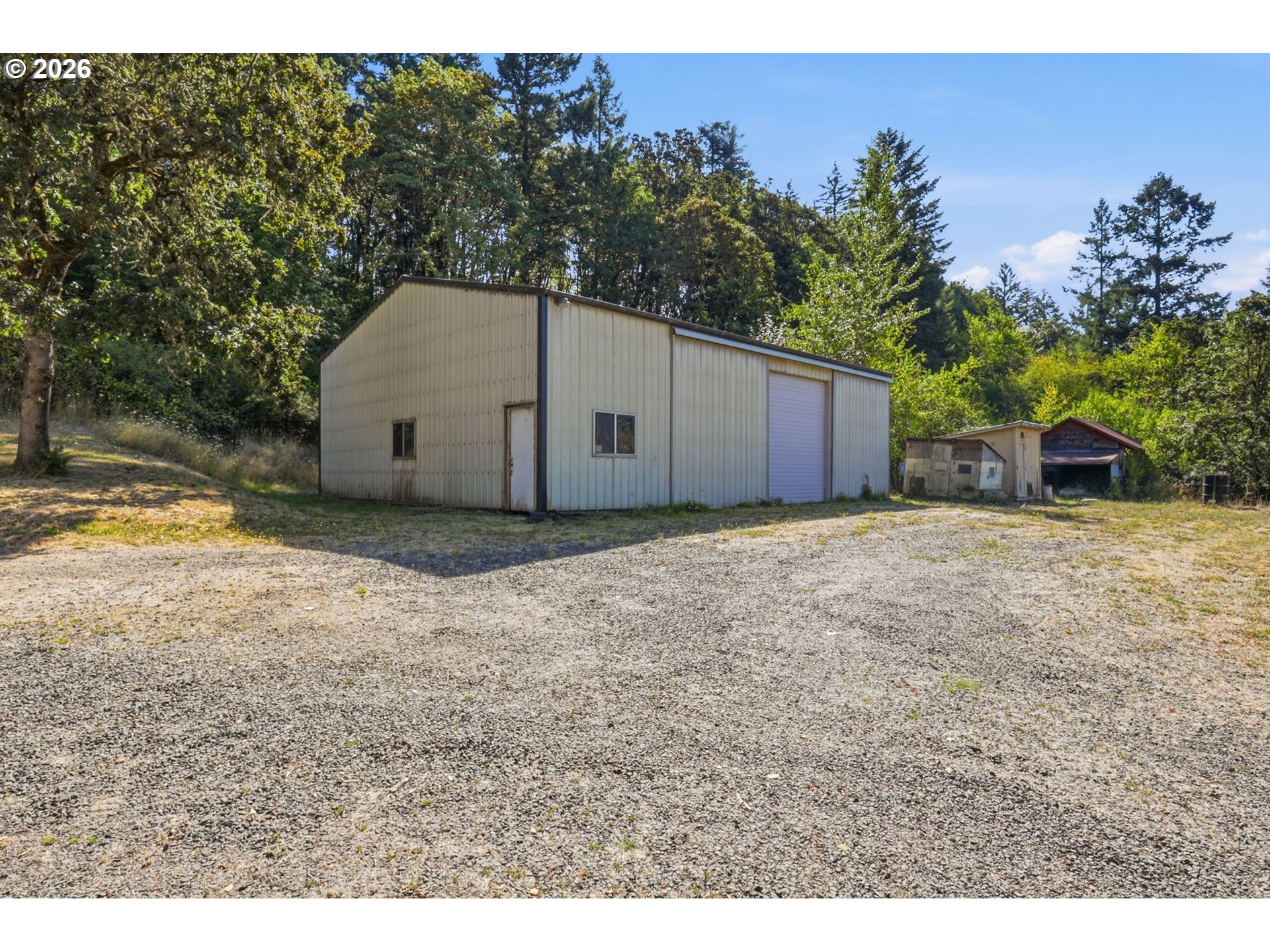 19900 Ne Dopp Rd Property Photo 3