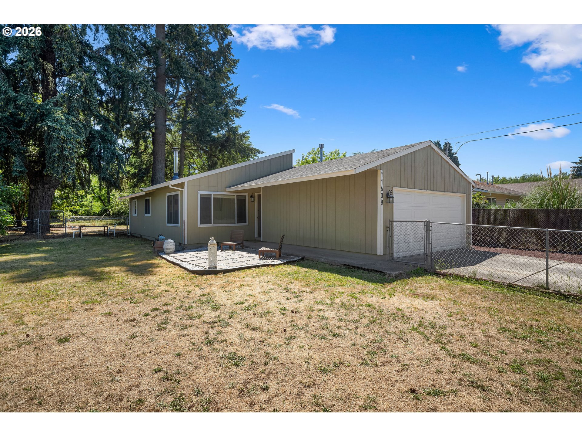 11608 Se Reedway St Property Photo 1
