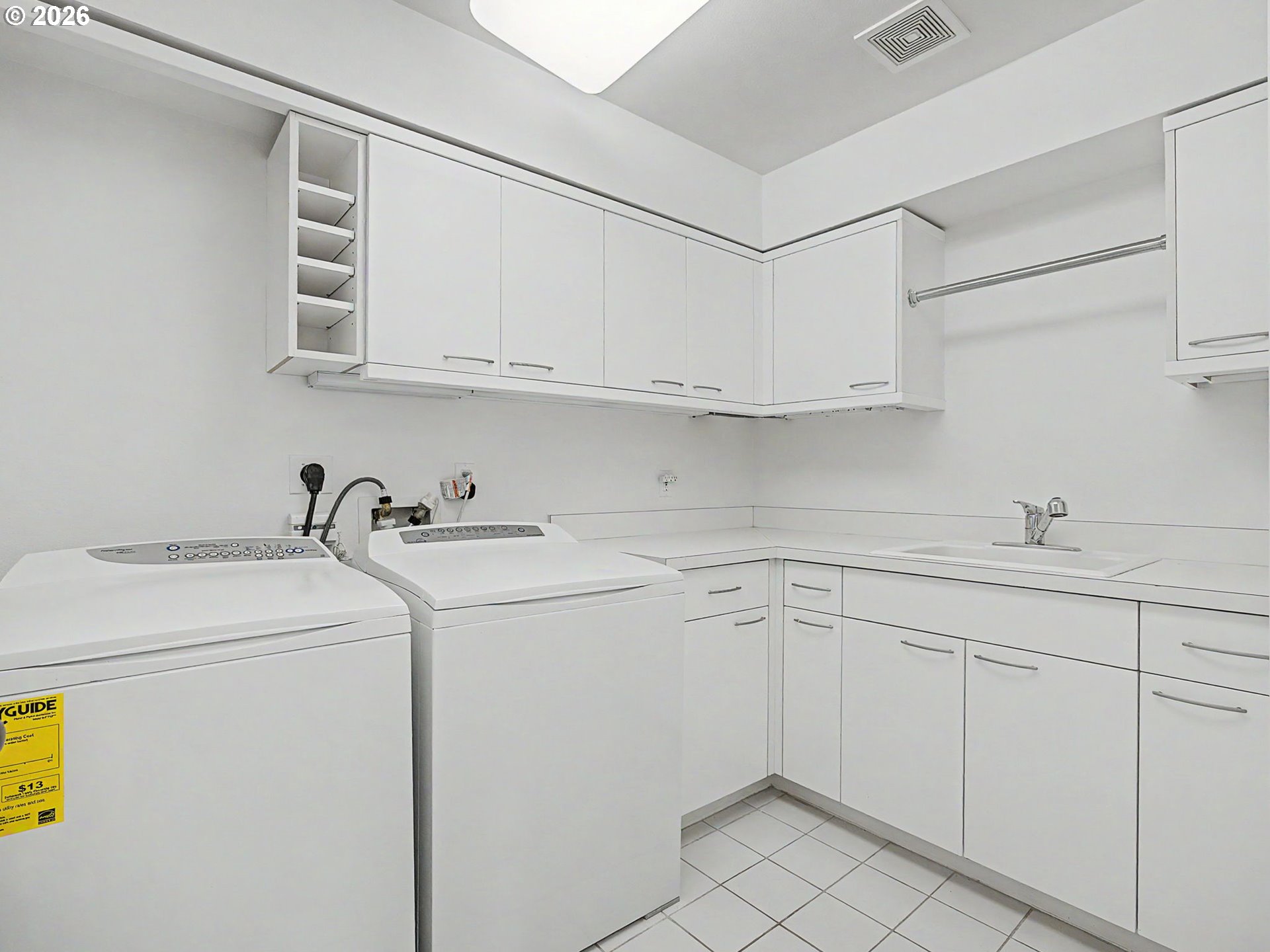 2445 Nw Westover Rd 202 Property Photo 37