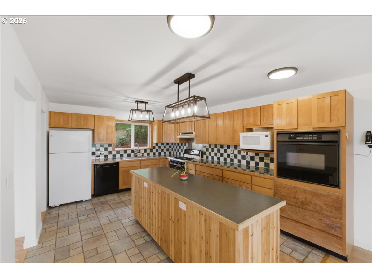 38289 S Ruby Loop Property Photo 24