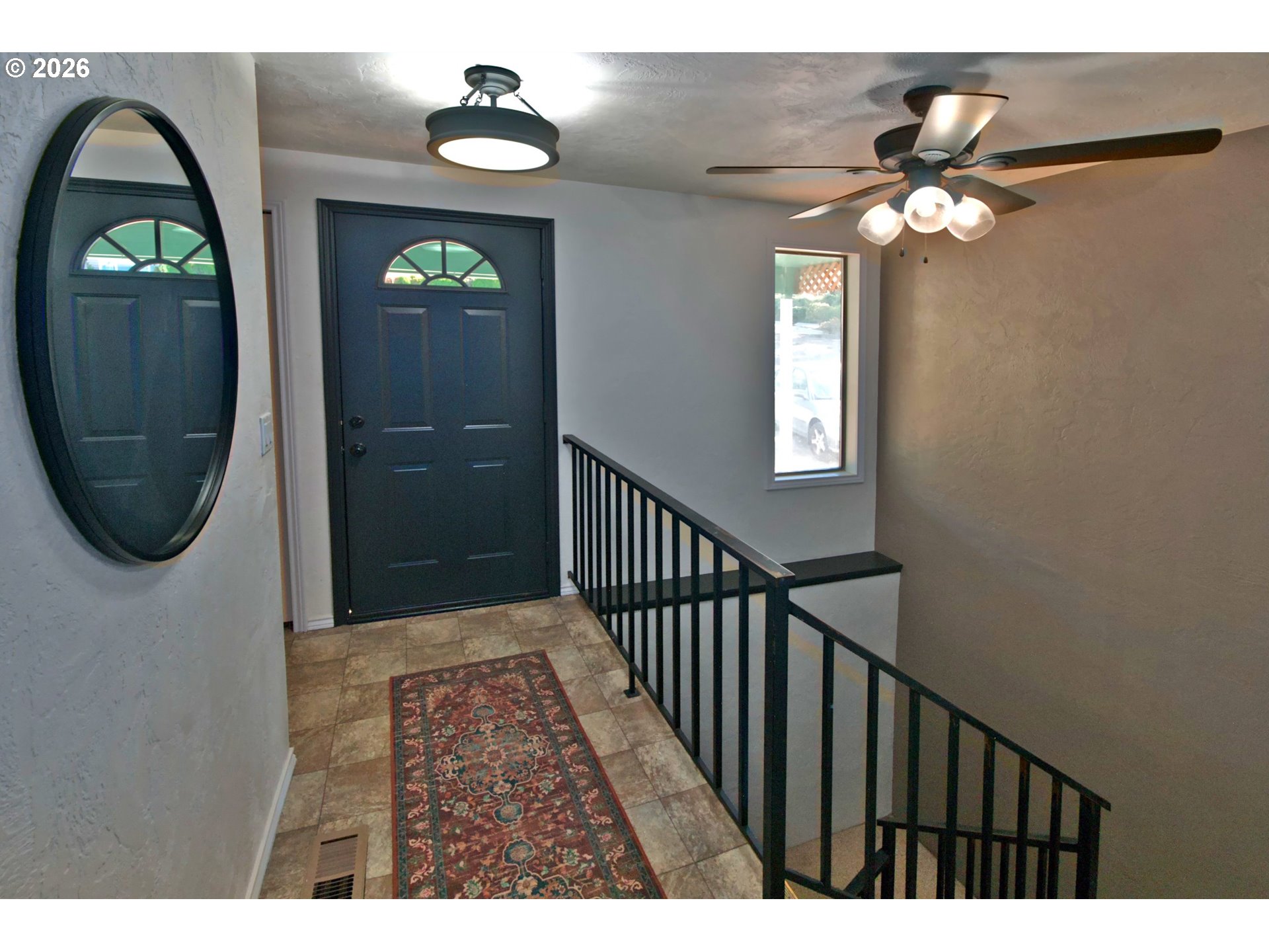 575 S 70th St Property Photo 3
