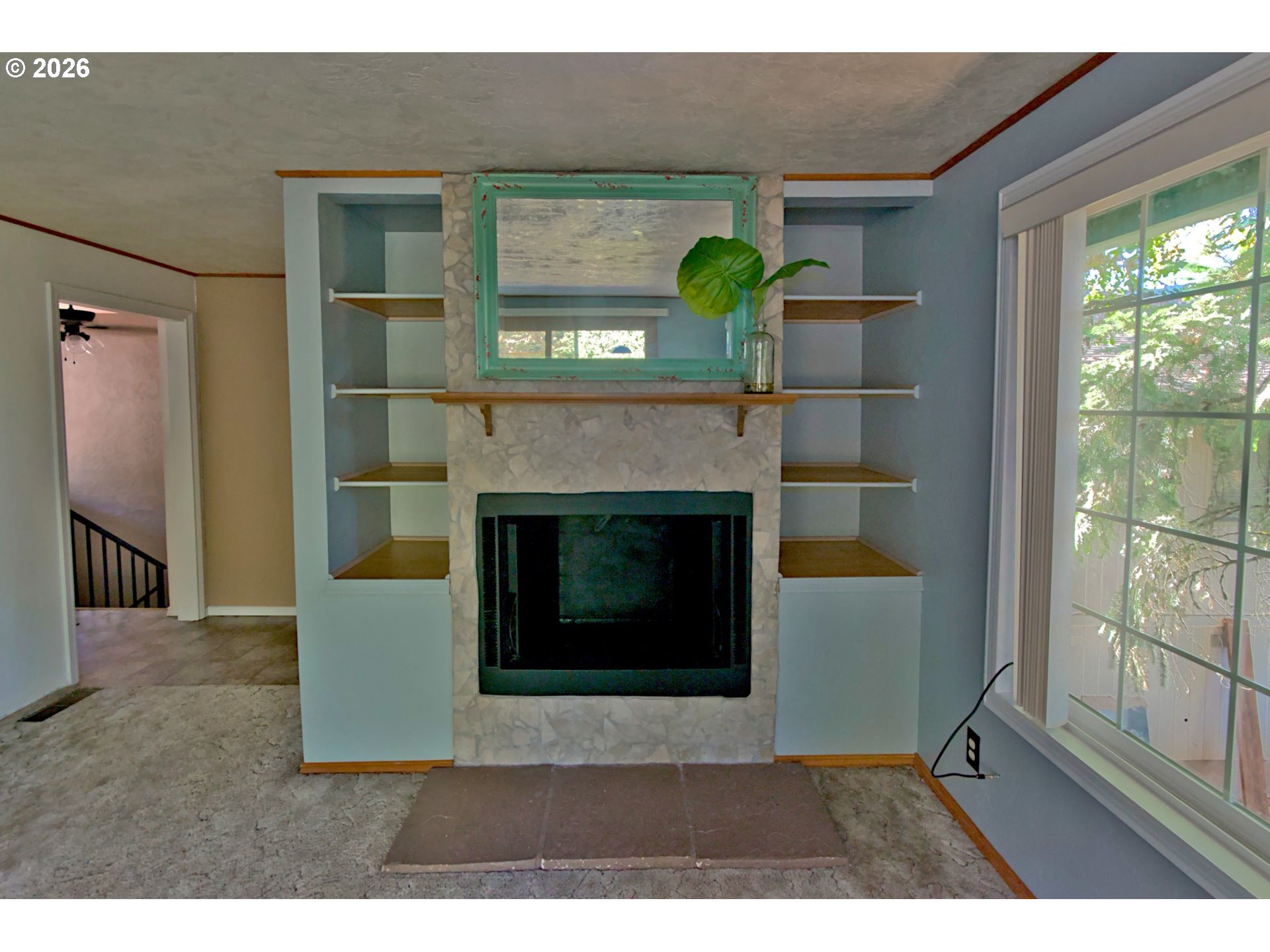 575 S 70th St Property Photo 8
