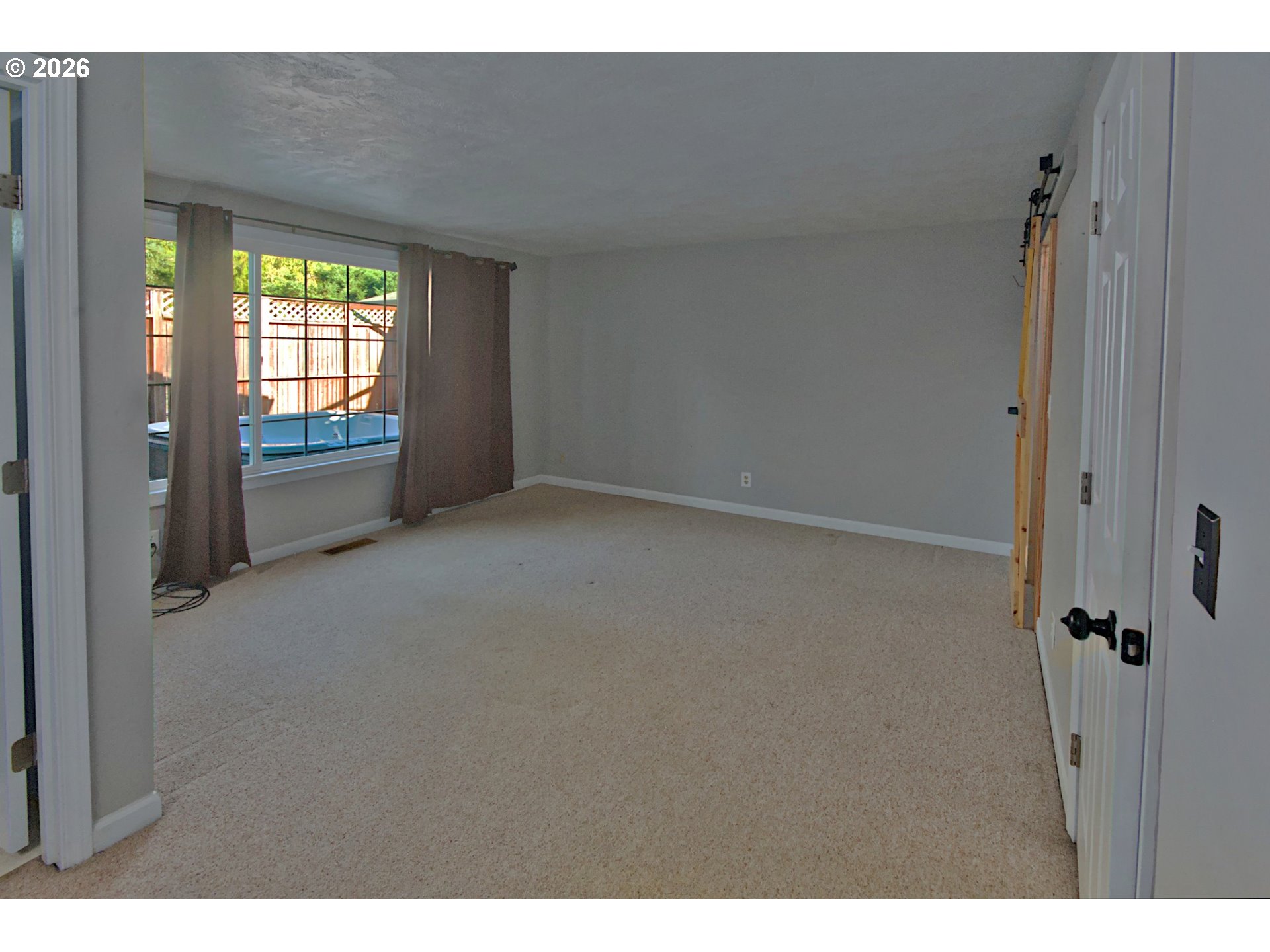 575 S 70th St Property Photo 13