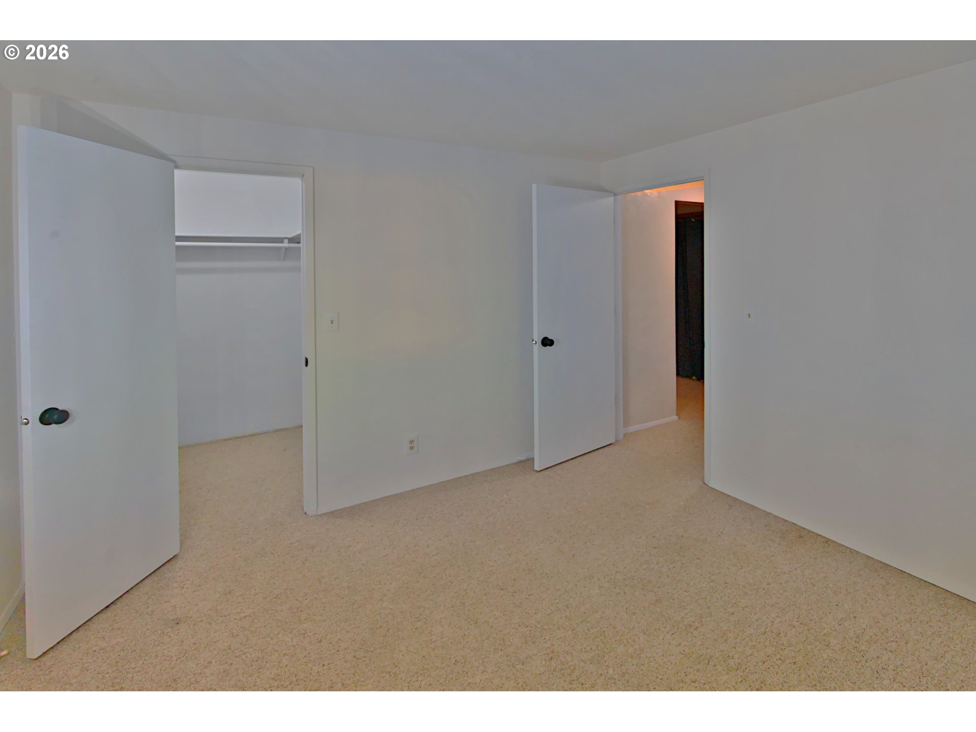 575 S 70th St Property Photo 23