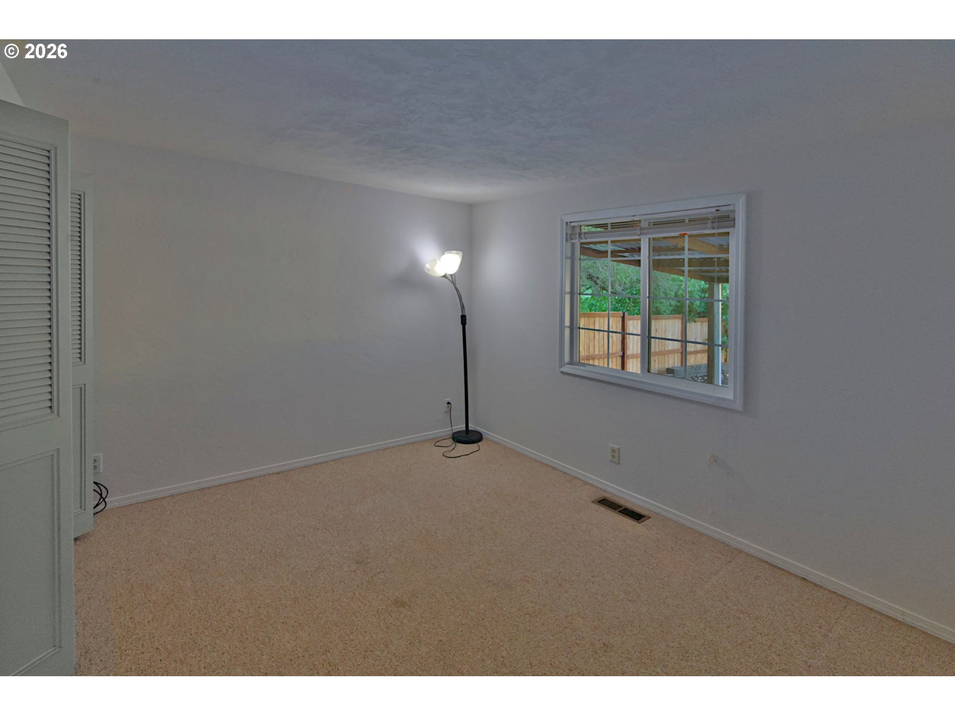 575 S 70th St Property Photo 25