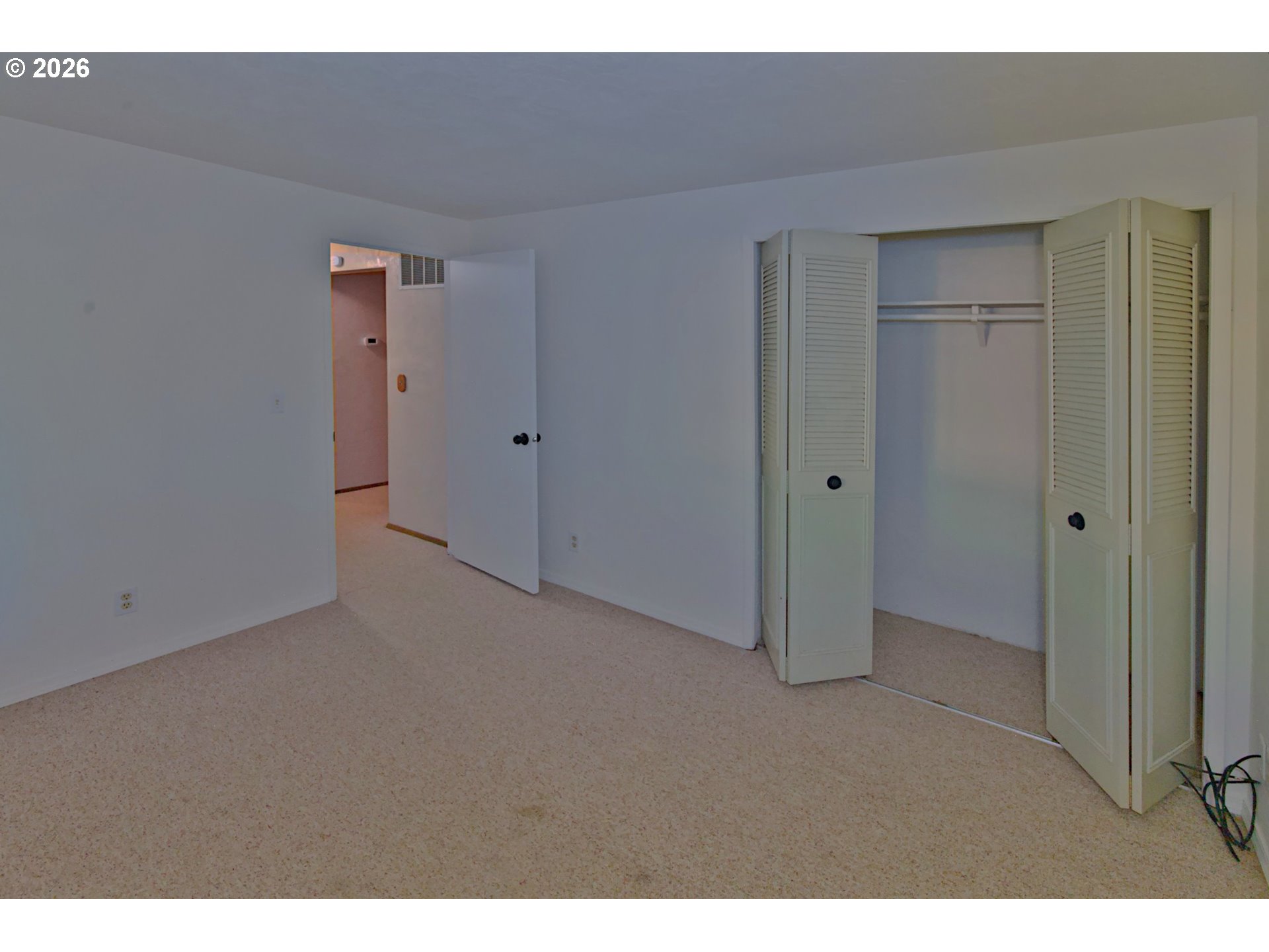 575 S 70th St Property Photo 26