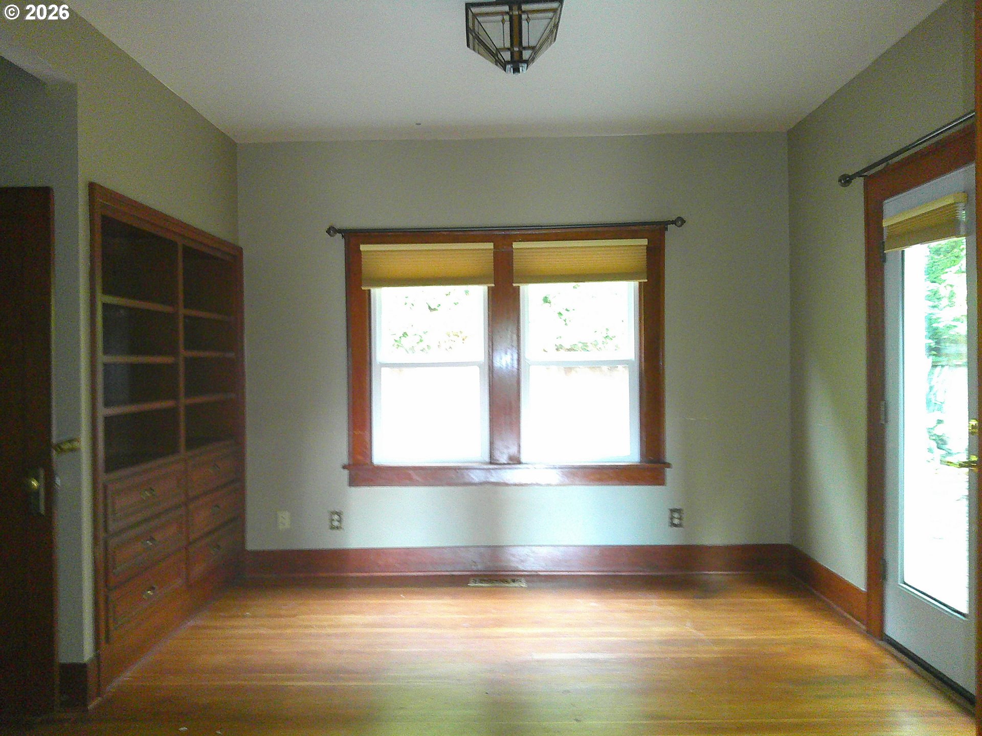636 S Nehalem St Property Photo 6