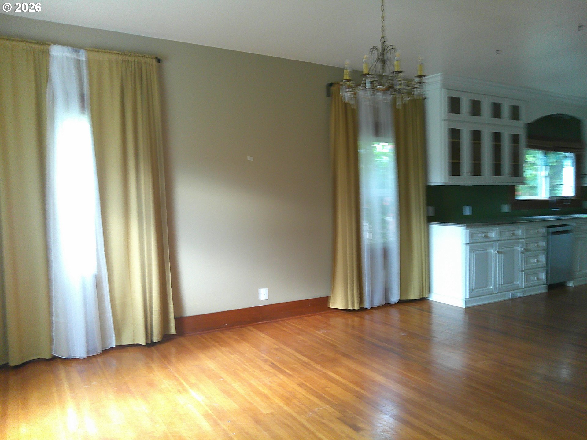 636 S Nehalem St Property Photo 9