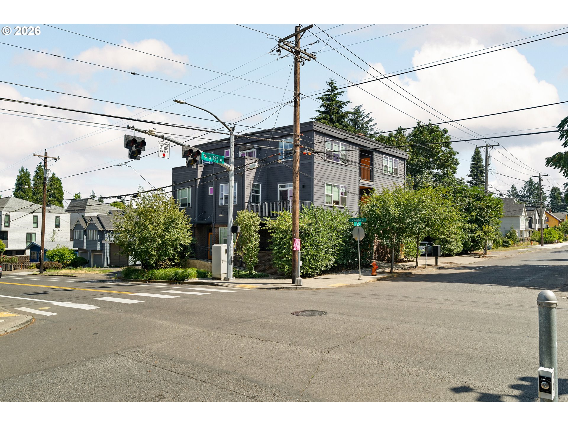 1906 Se Tacoma St Property Photo 36