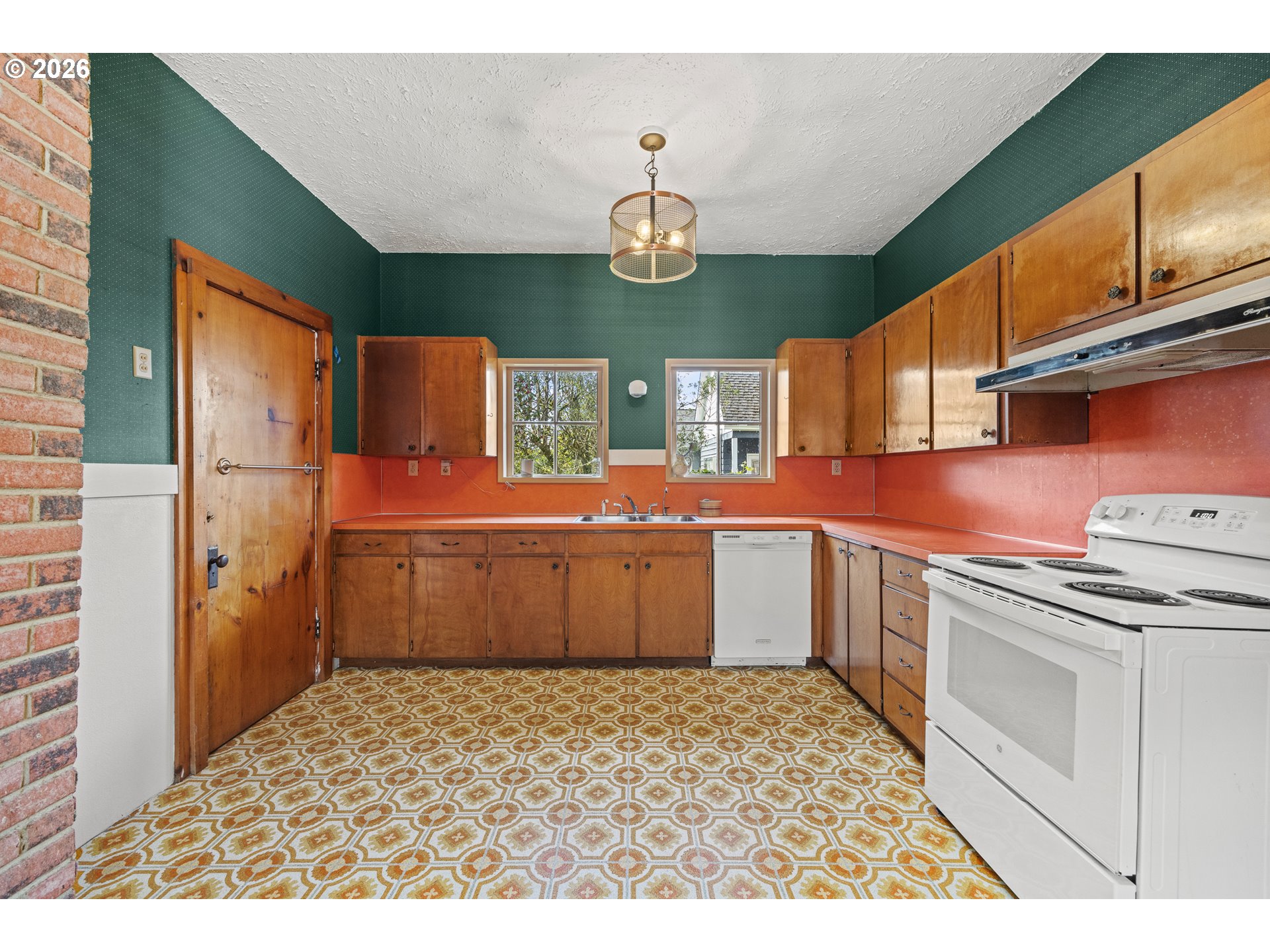 1447 Sherman Ave Property Photo 20