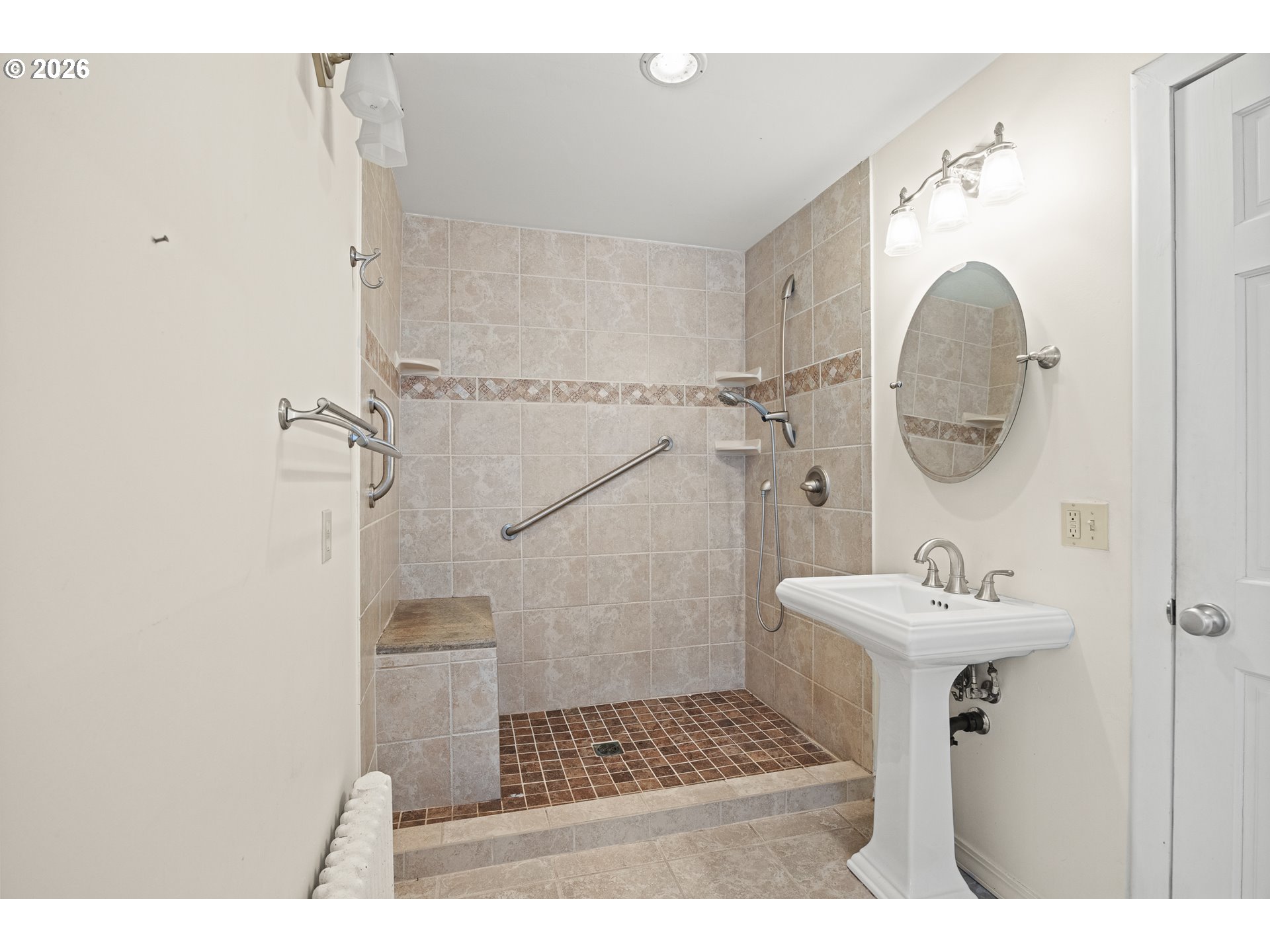 1447 Sherman Ave Property Photo 23