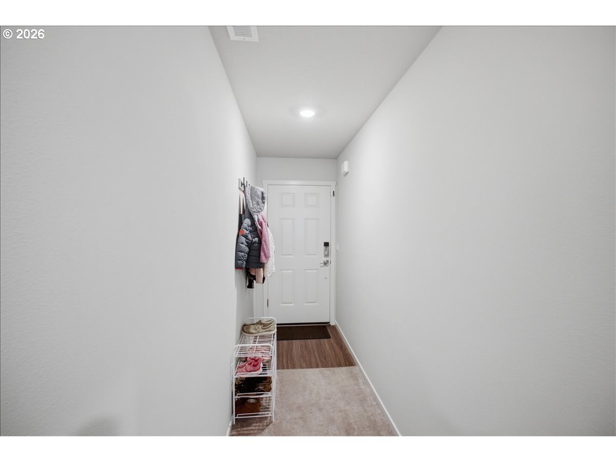 537 Russell Dr Property Photo 6