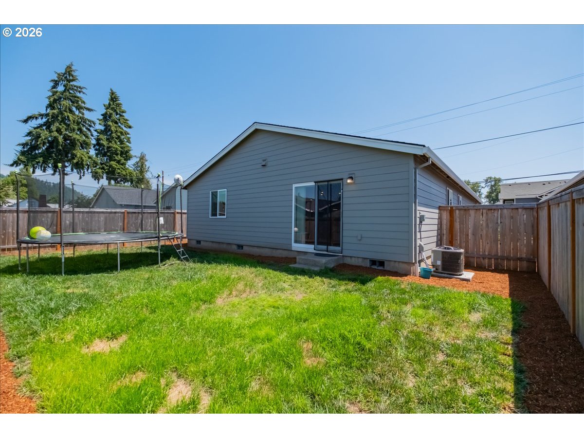 537 Russell Dr Property Photo 42