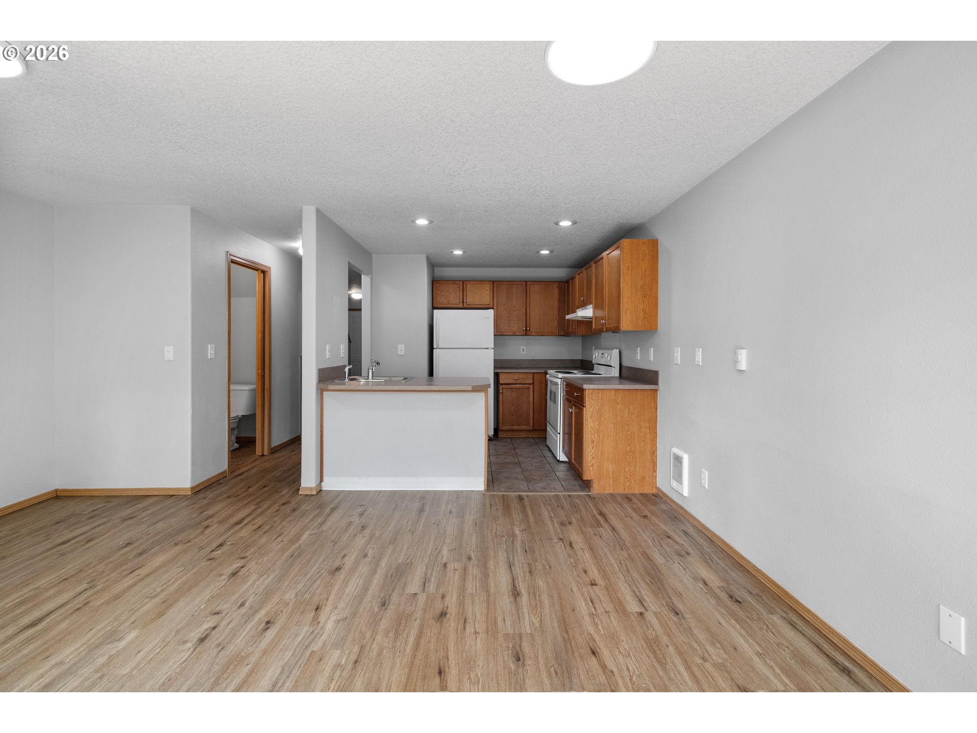 39344 Hood St Property Photo 6