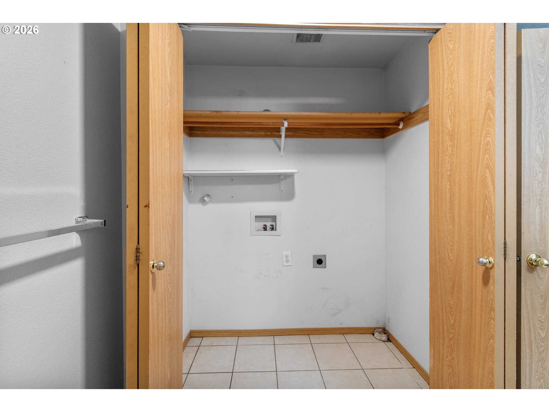 39344 Hood St Property Photo 14