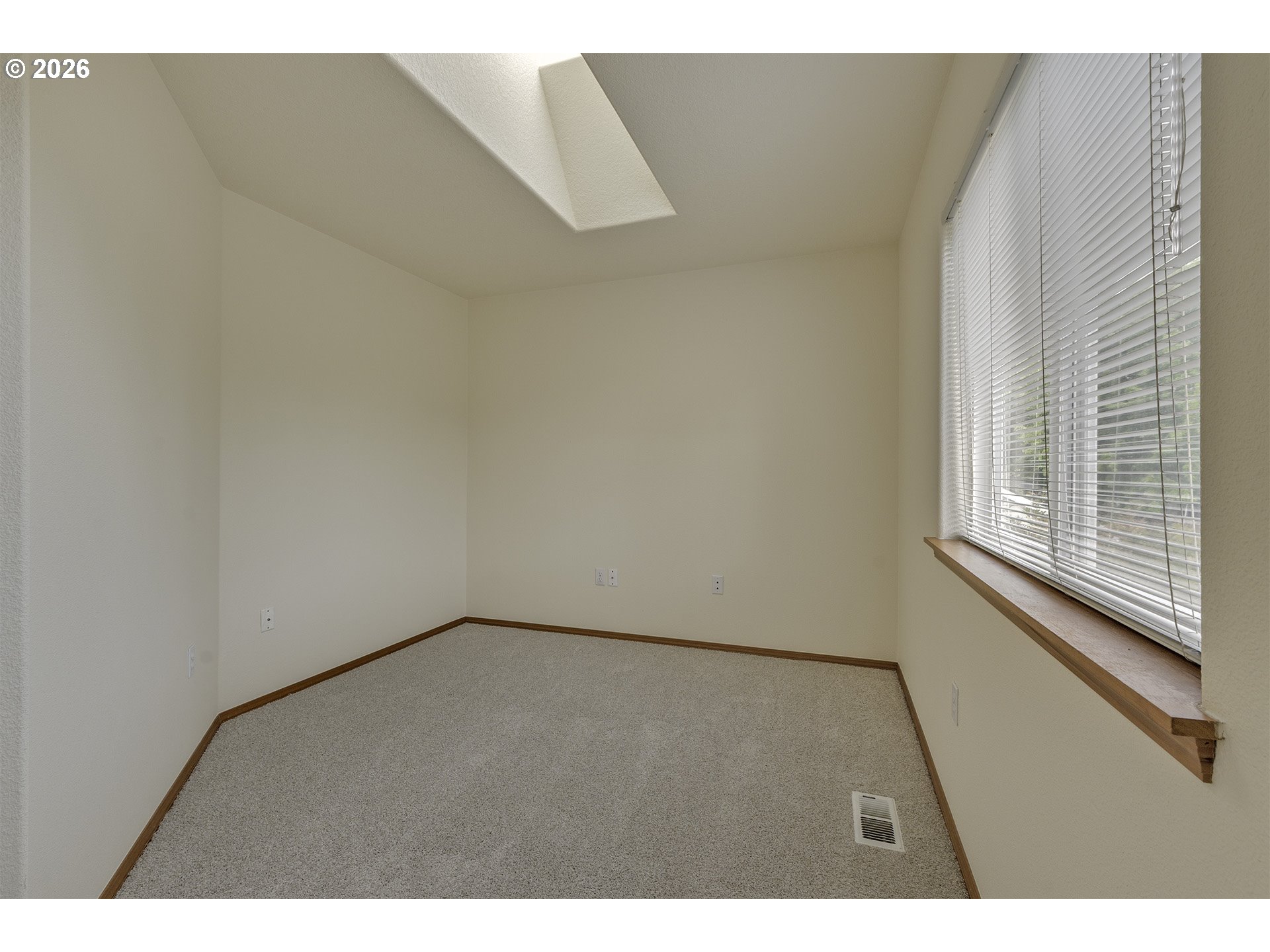 165 Ne Cory St Property Photo 25