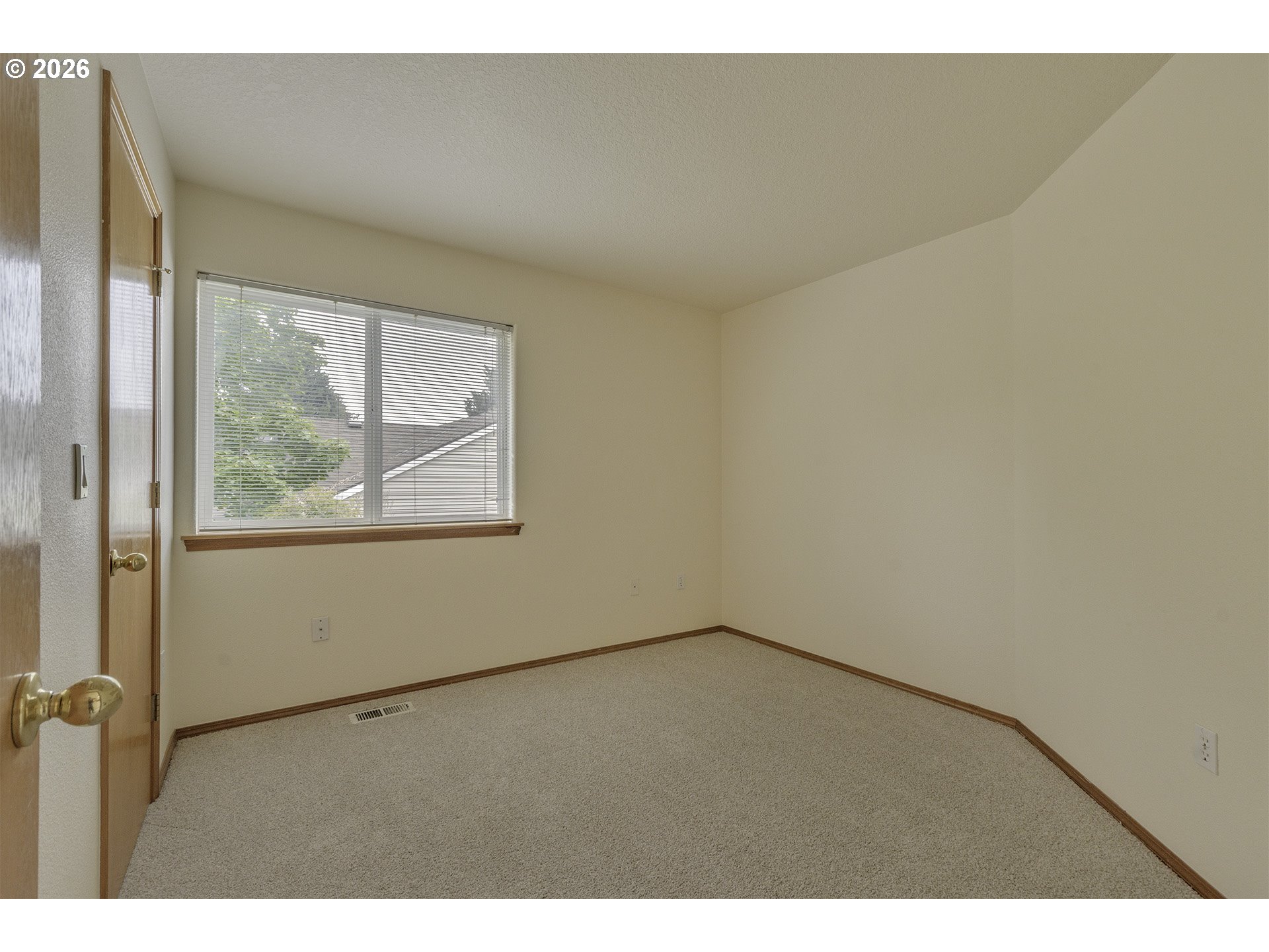 165 Ne Cory St Property Photo 28