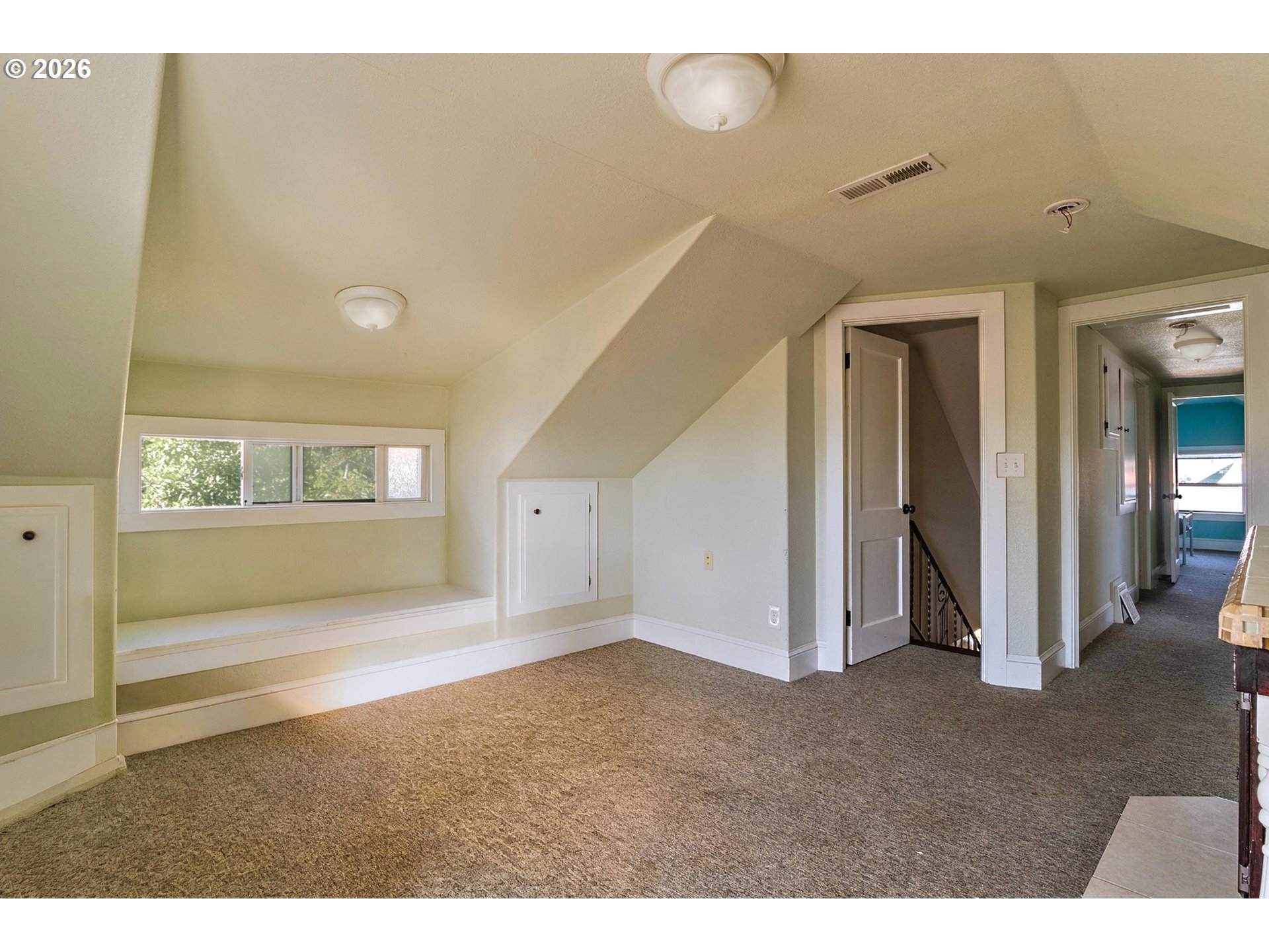 1885 4th St Ne Property Photo 17