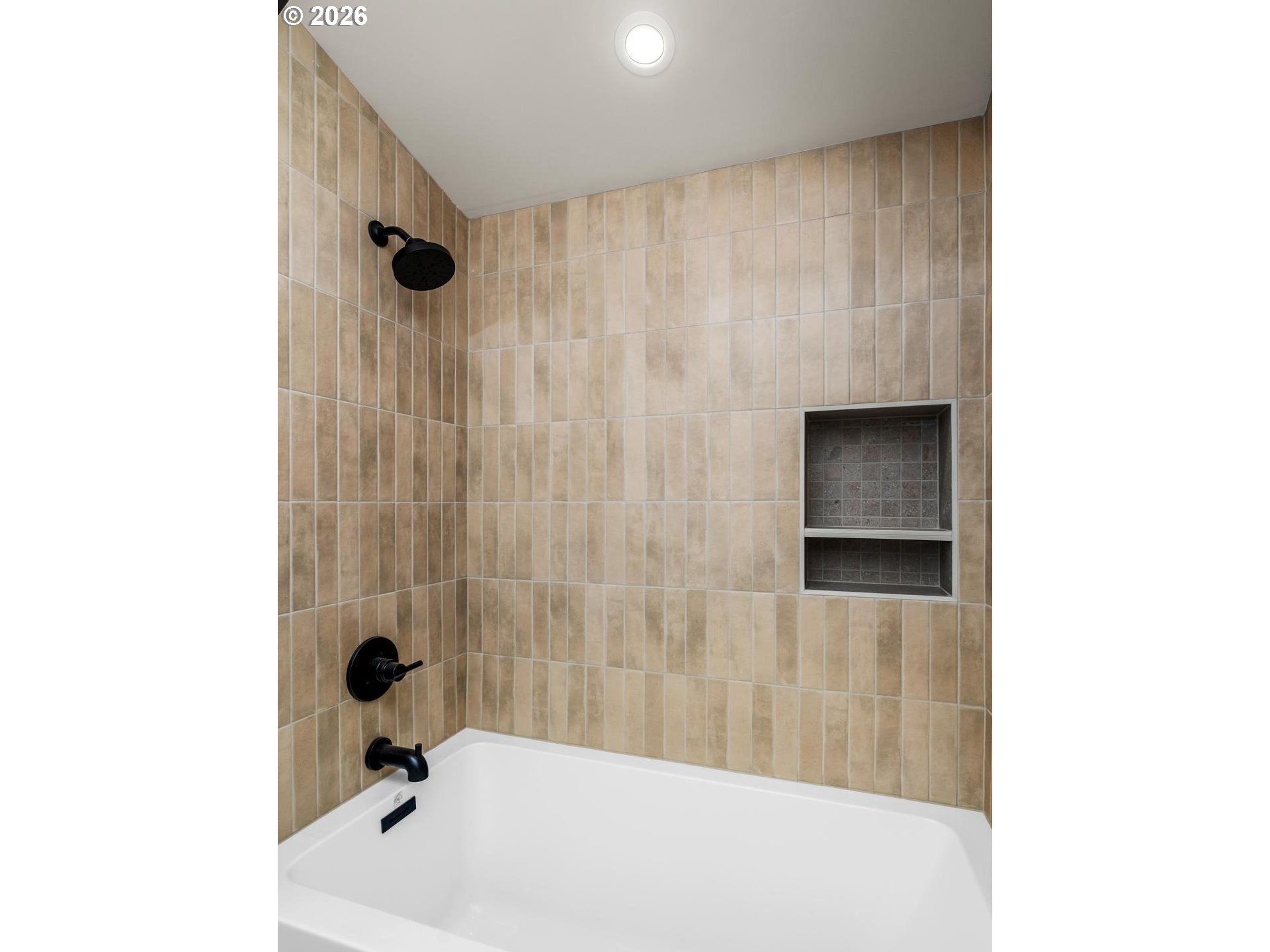 5601 Se Bybee Blvd C Property Photo 24