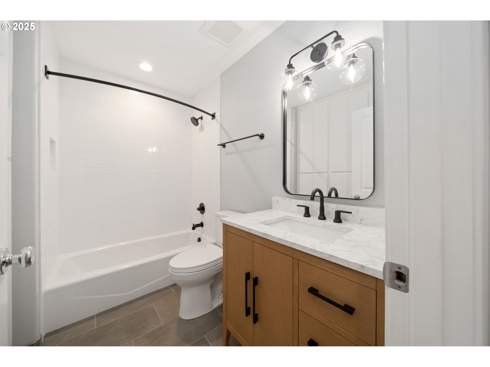 2541 Nw Marsden Pl Property Photo 24