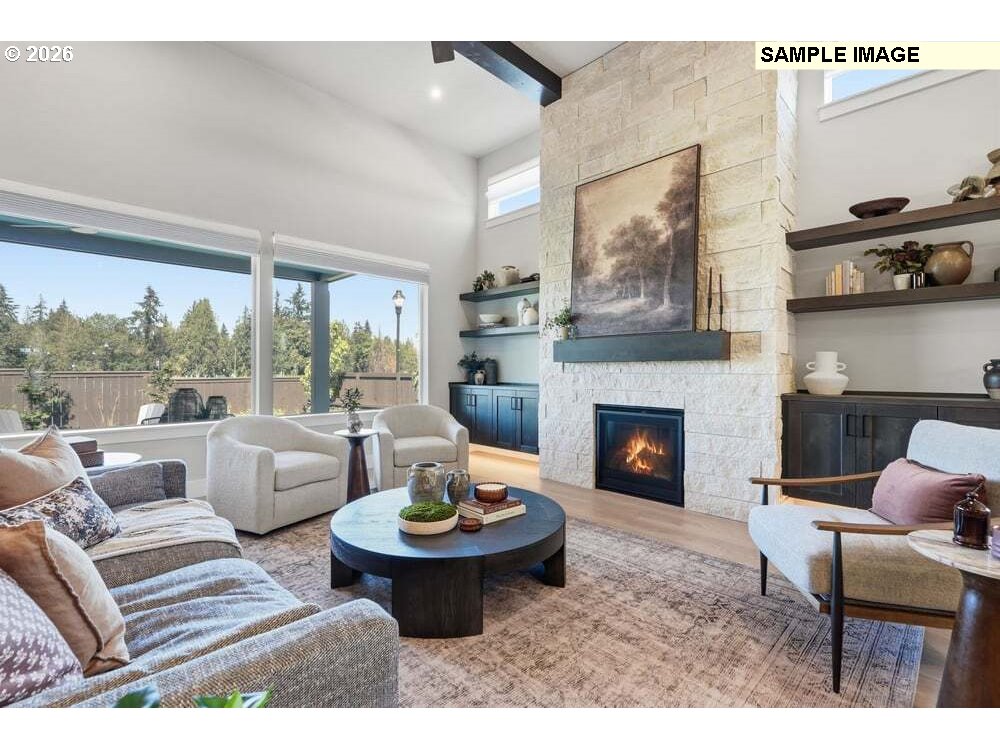 1401 E Primavera St Property Photo 2