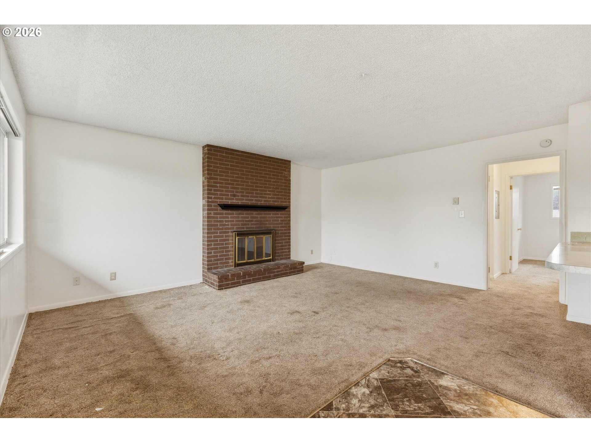 504 N 7th Ave Property Photo 19