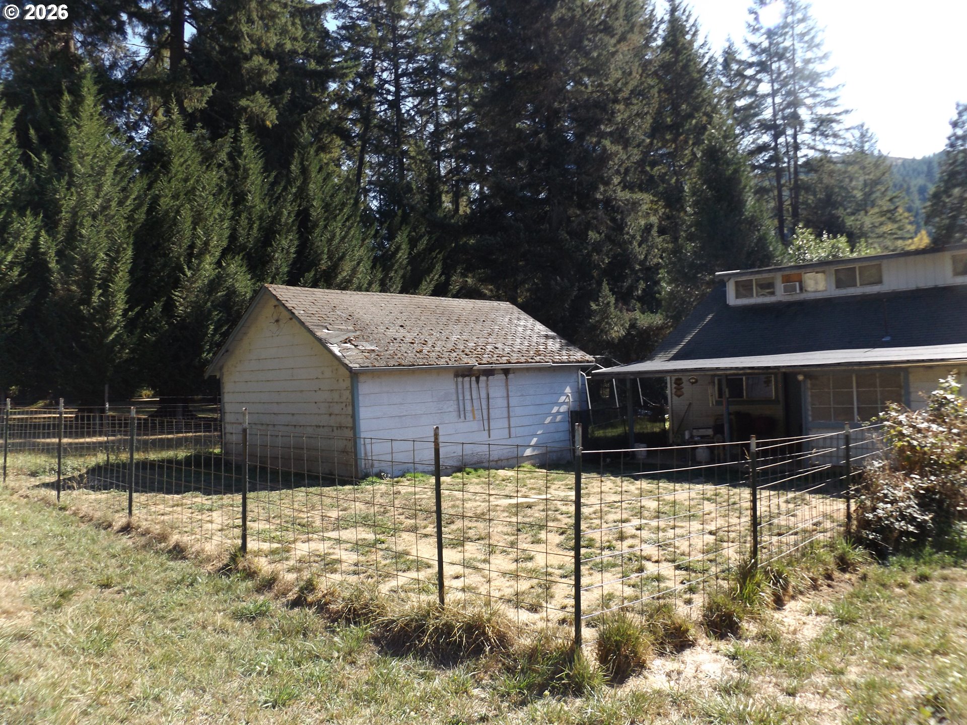 1144 Starveout Creek Rd Property Photo 17
