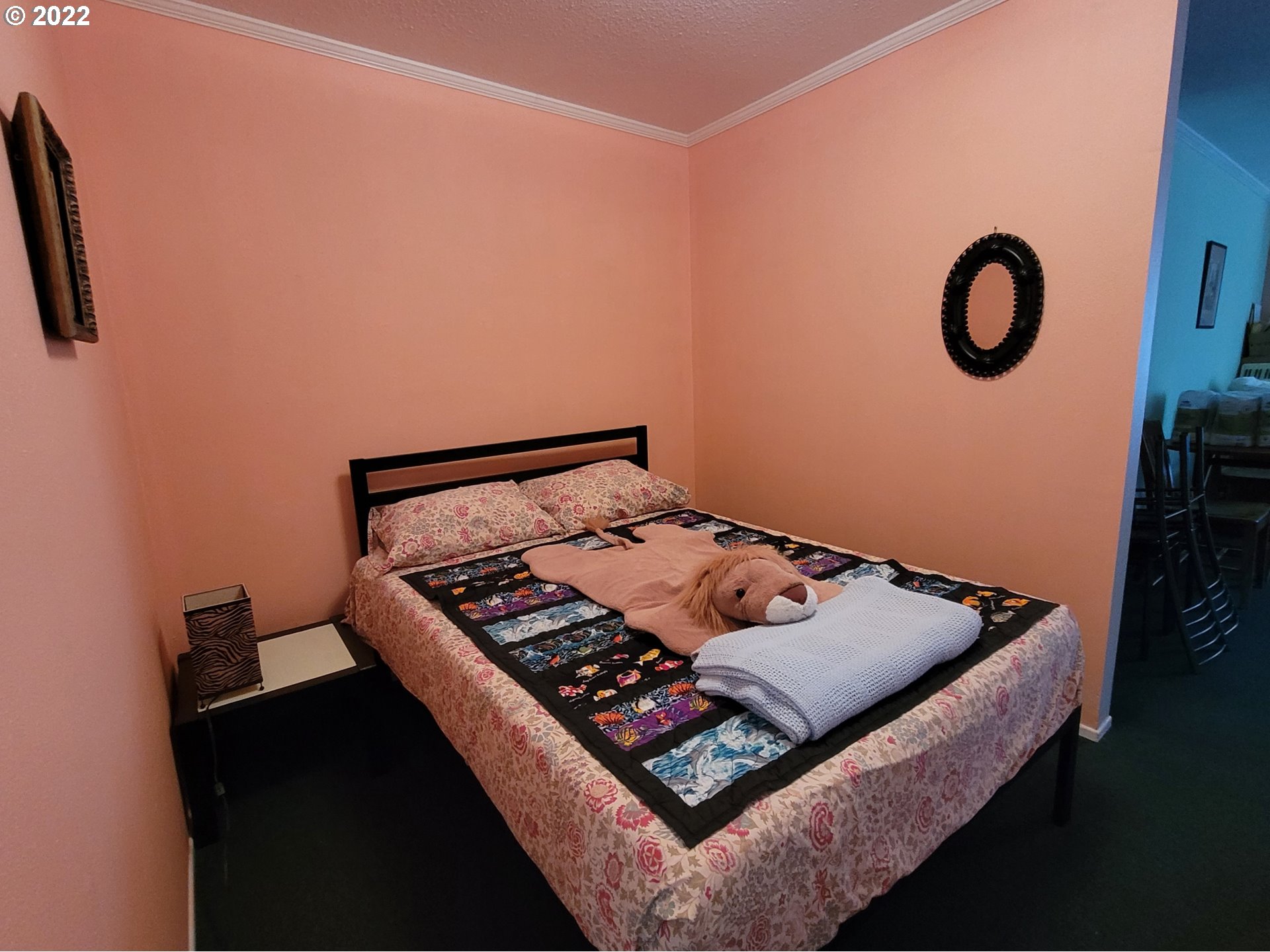 246 6th St Property Photo 15