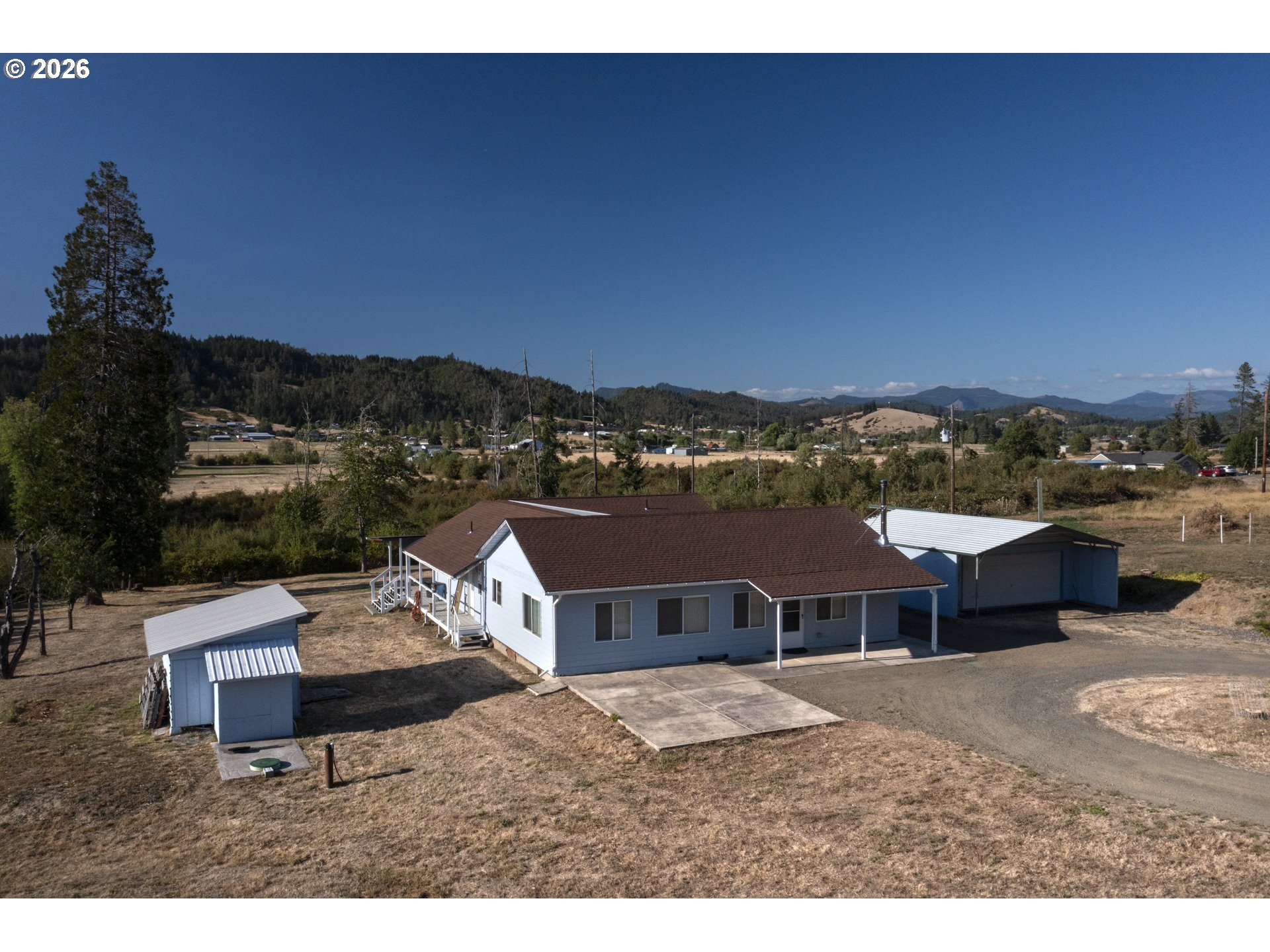 582 Valley View Rd Property Photo 1
