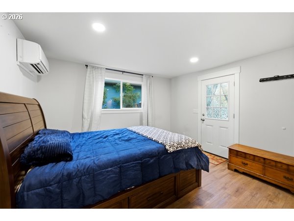 213 W Ellendale Ave Property Photo 11
