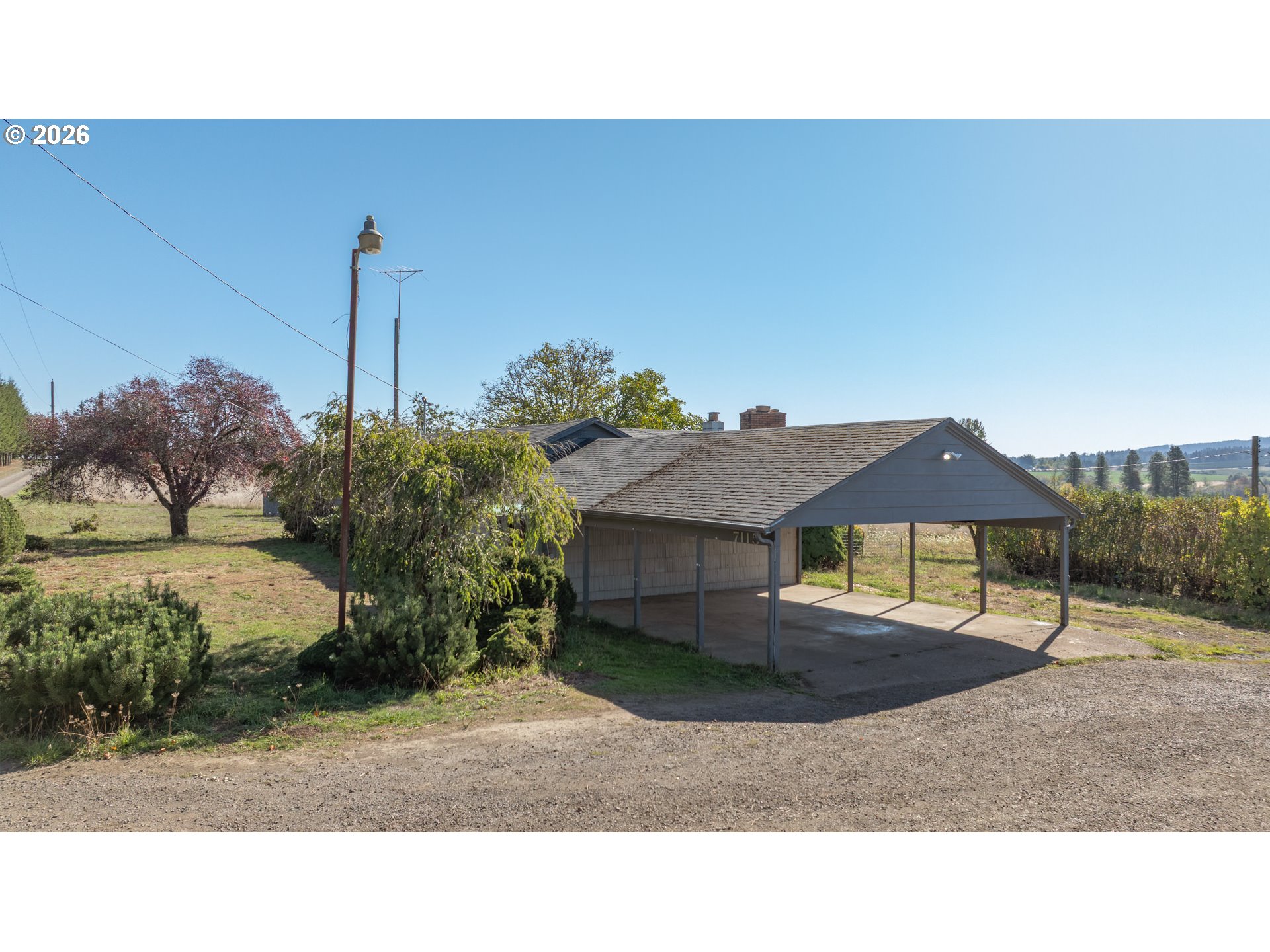 7115 Red Prairie Rd Property Photo 5