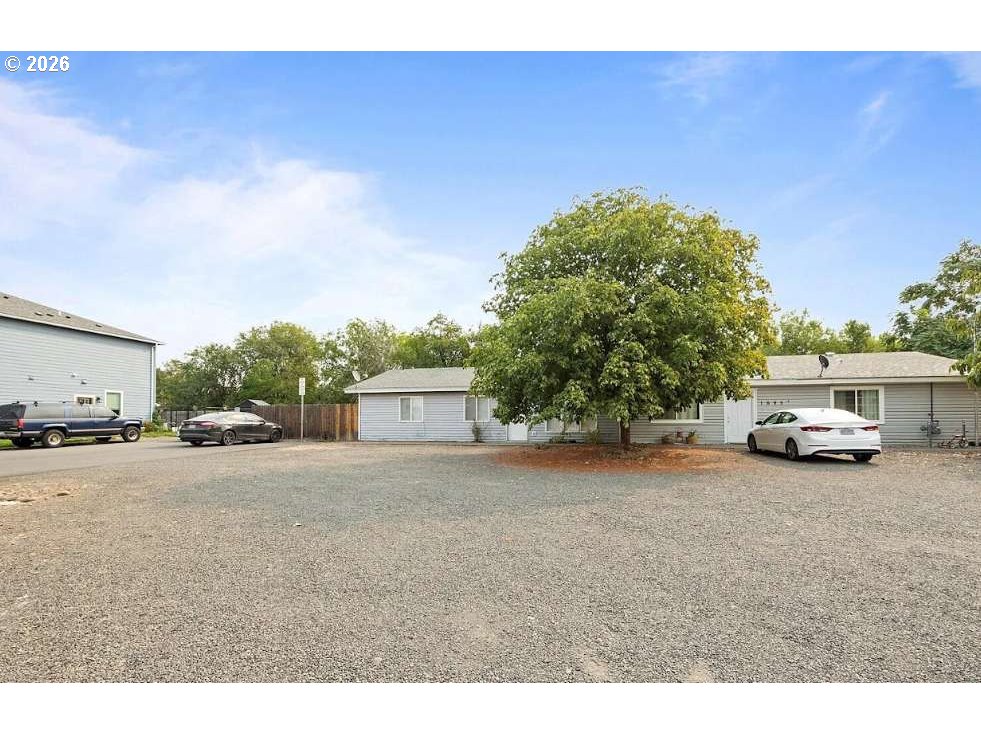 1695 Ruth St Property Photo 1