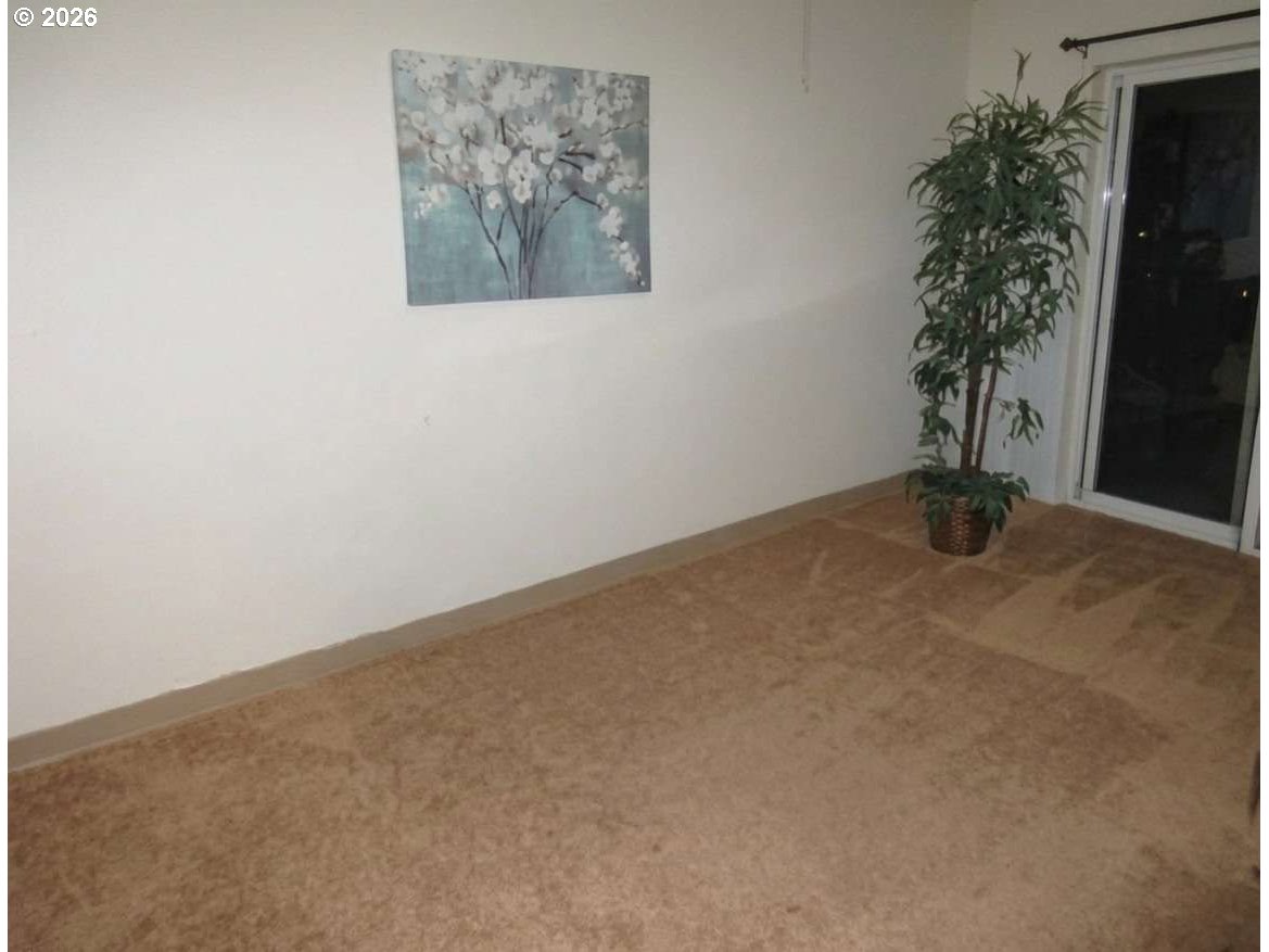 1695 Ruth St Property Photo 24